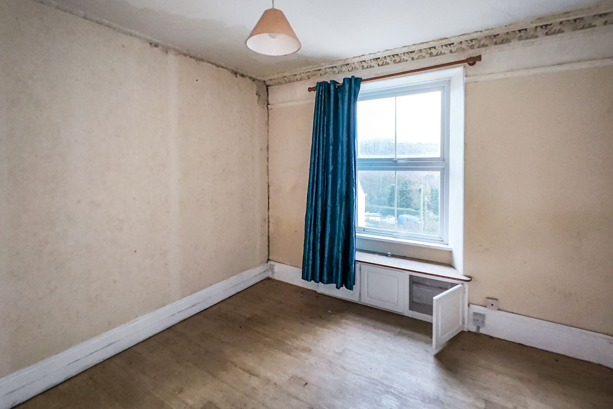 64 Clinton Road, Redruth, Cornwall TR15 2QG