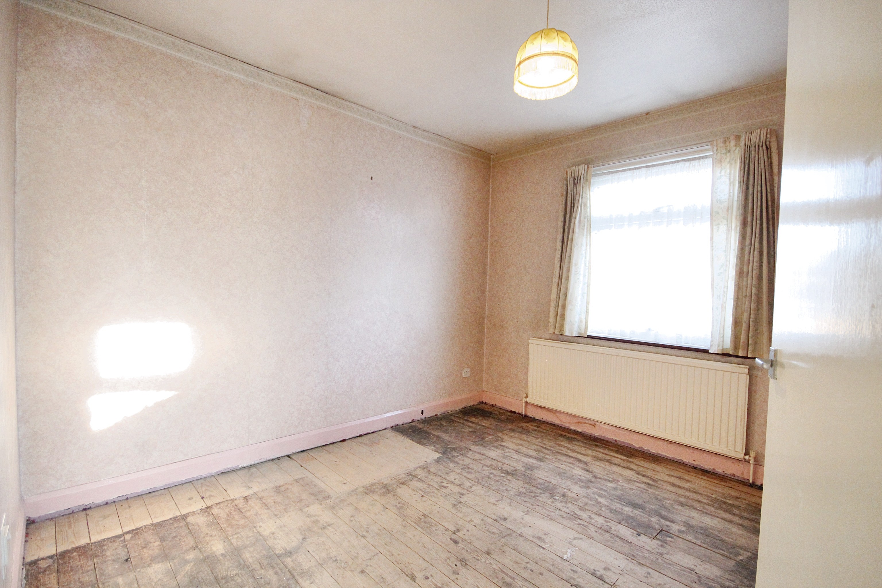 69 Wood Crescent, Hemel Hempstead, Hertfordshire, HP3 9EY