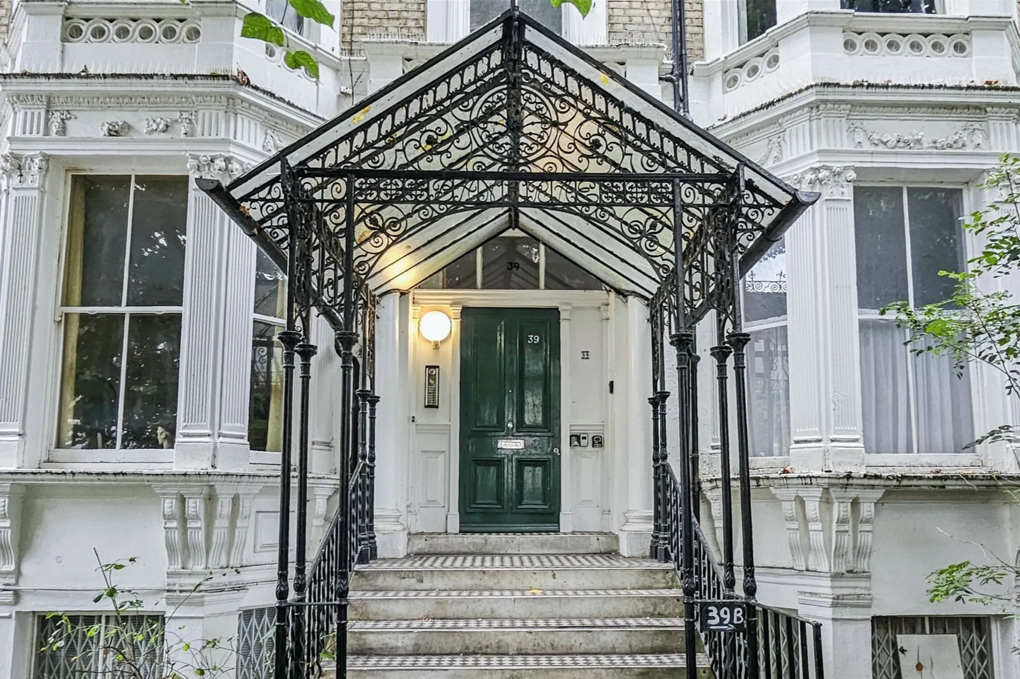 39G Bassett Road, Notting Hill, London W10 6LB