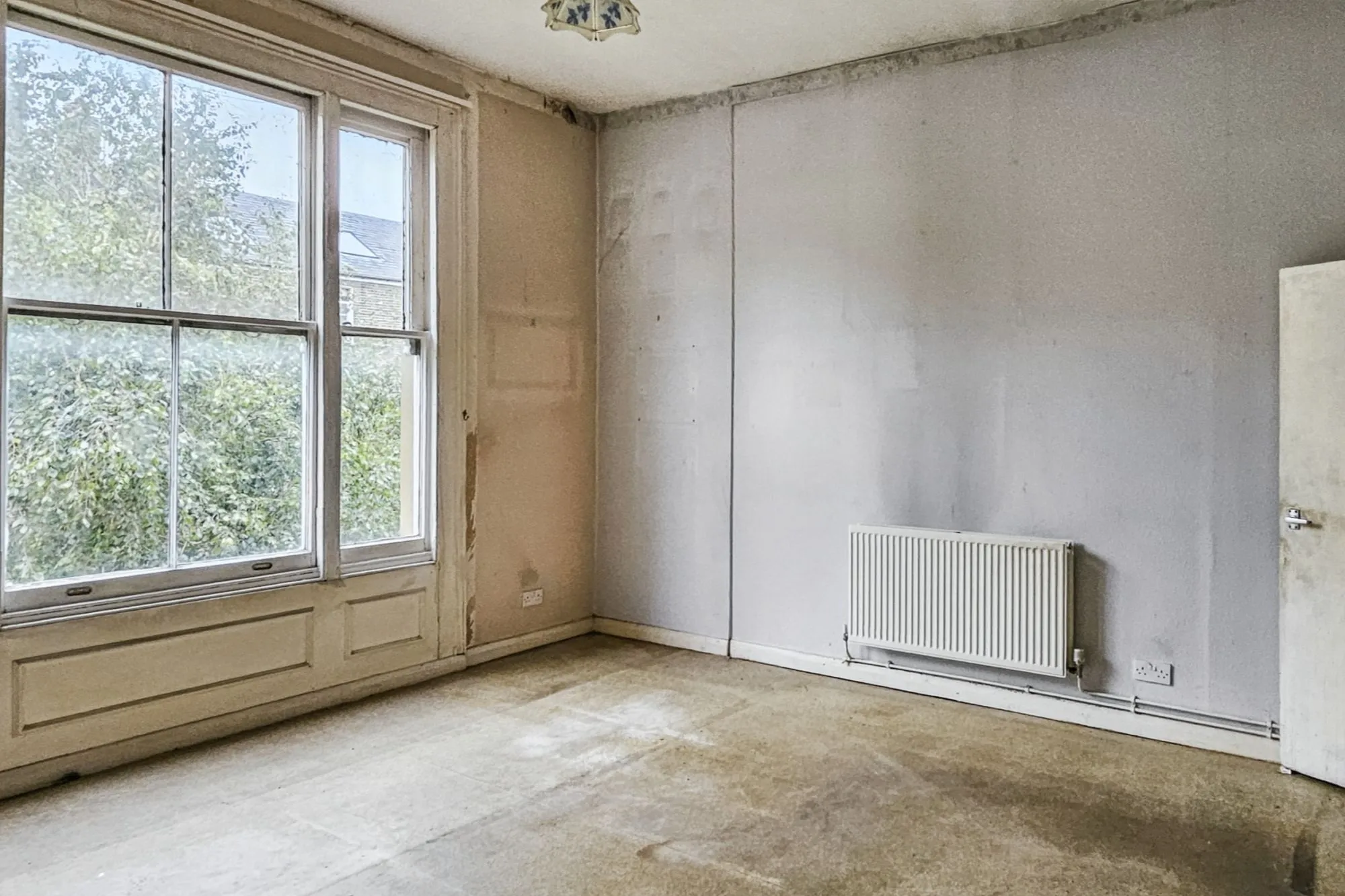39G Bassett Road, Notting Hill, London W10 6LB