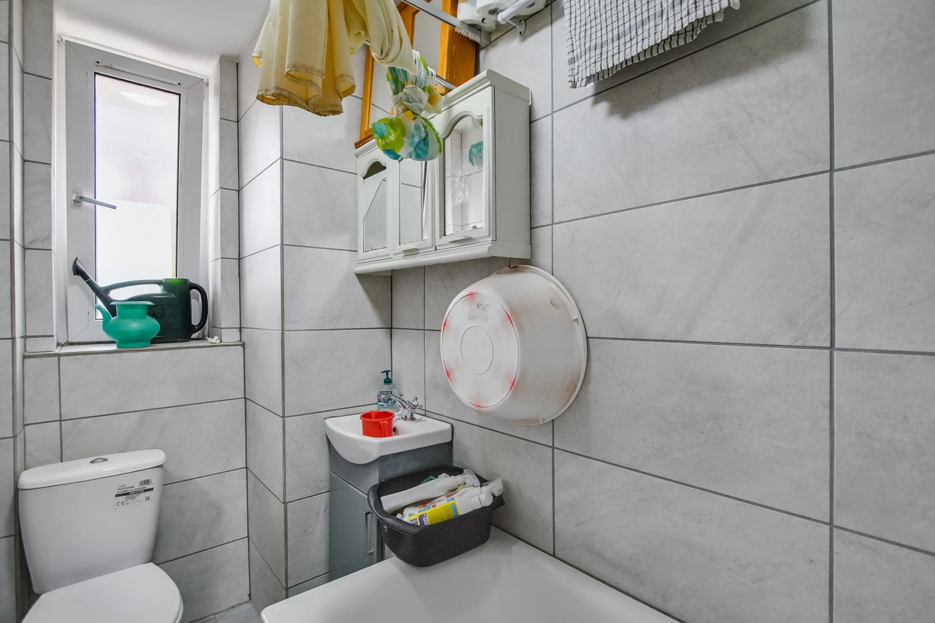 Flat 4 Stapleton House, Ellsworth Street, Bethnal Green, London, E2 0AR