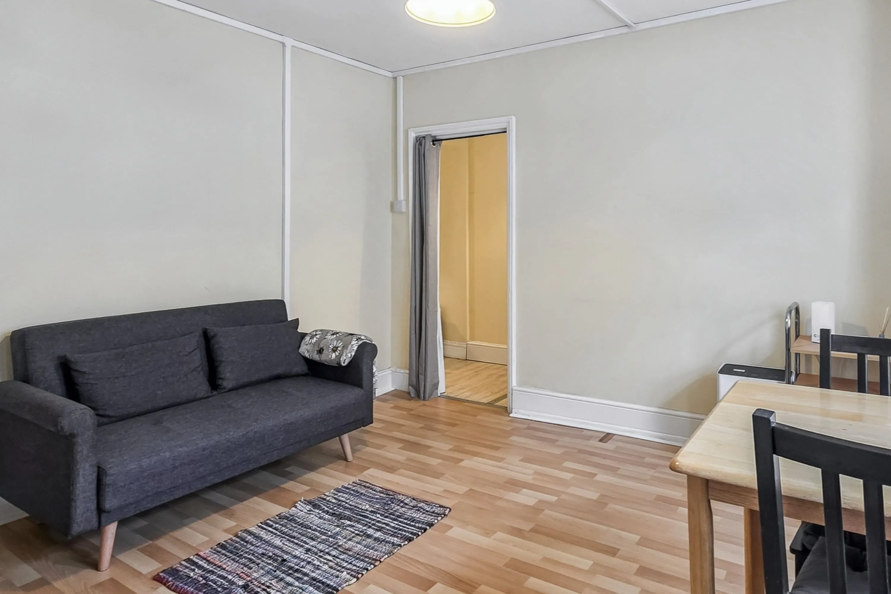 22A Greenside Road, Shepherd's Bush, London, W12 9JG