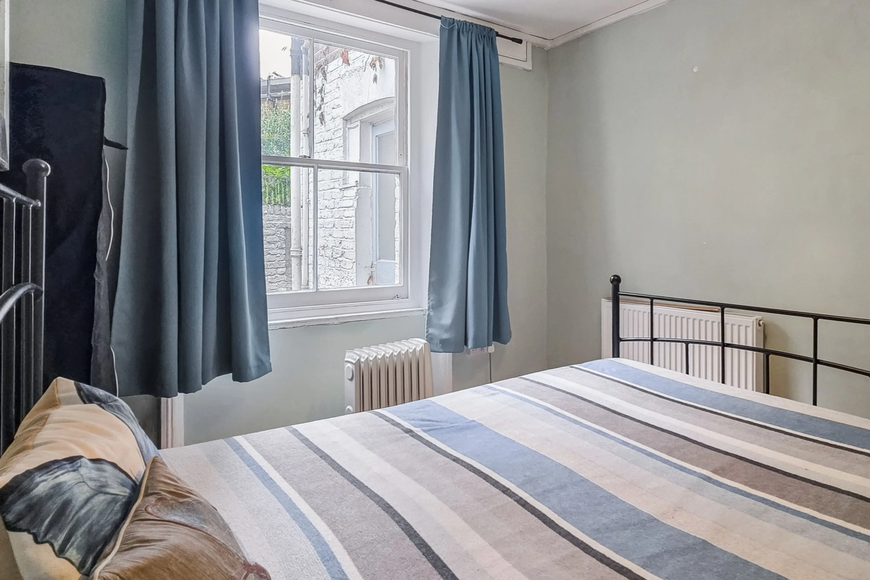 22A Greenside Road, Shepherd's Bush, London, W12 9JG