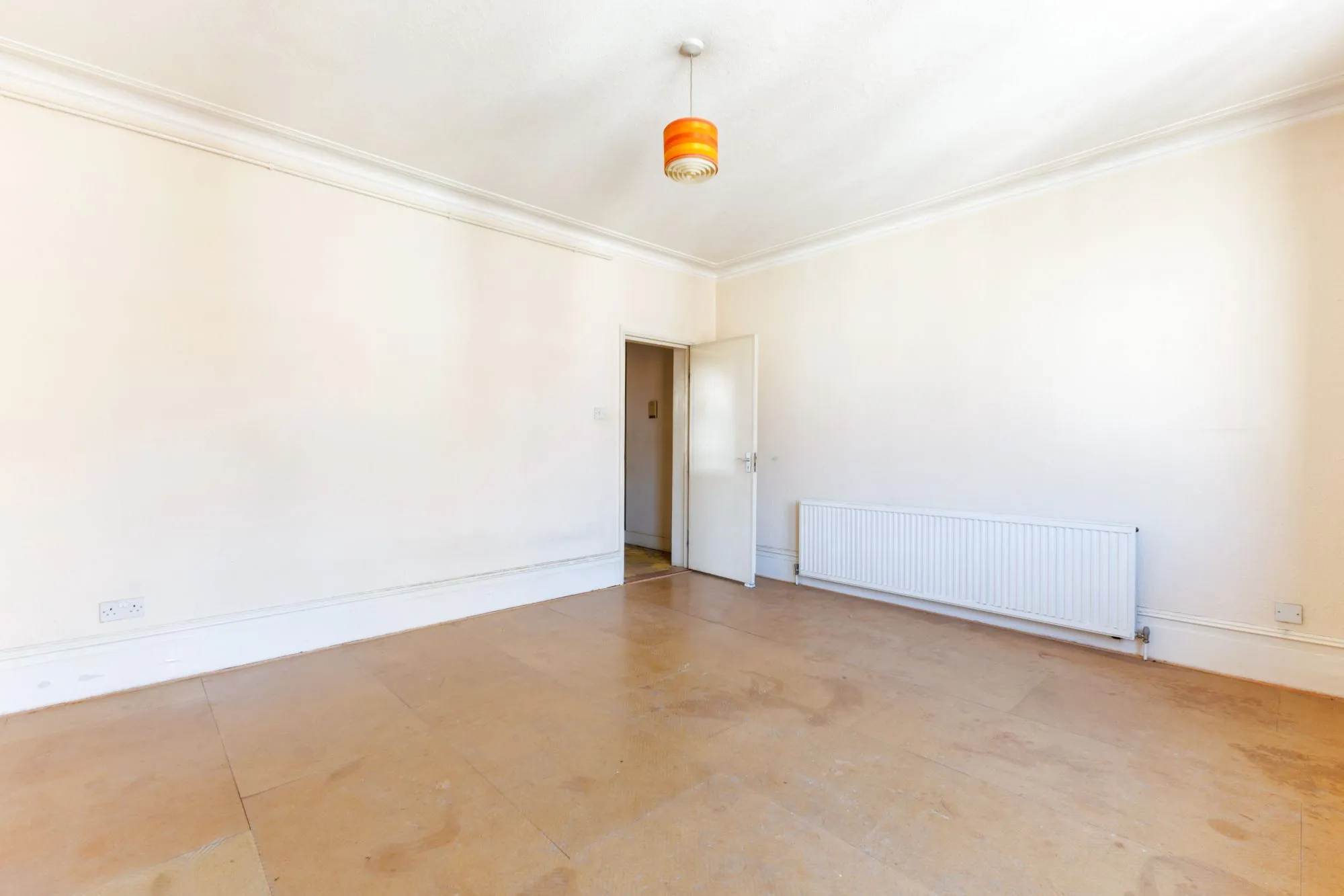 Flat 23 Russell Chambers, Bury Place, Bloomsbury, London WC1A 2JU