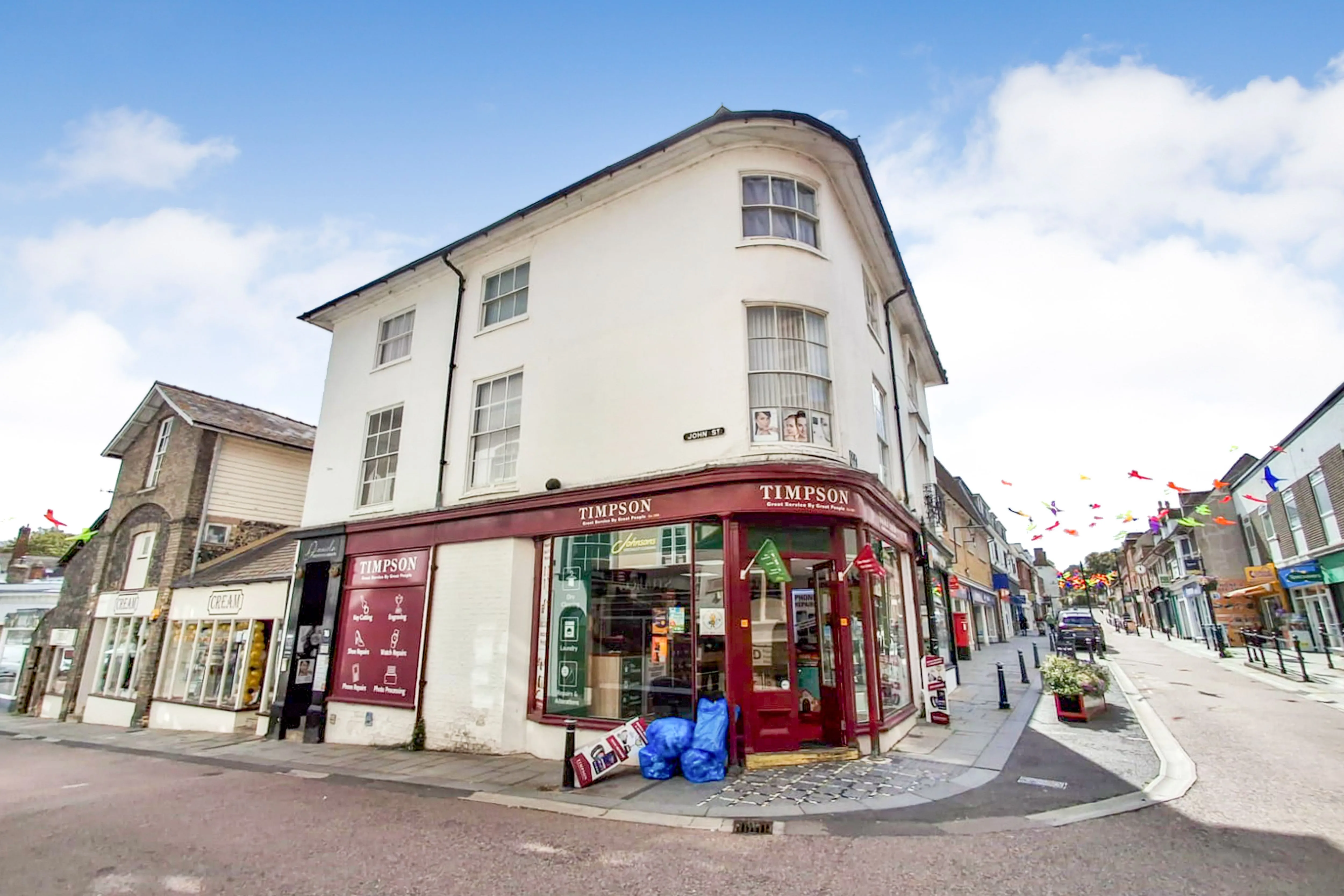 30-32 High Street, Royston, Hertfordshire, SG8 6DZ