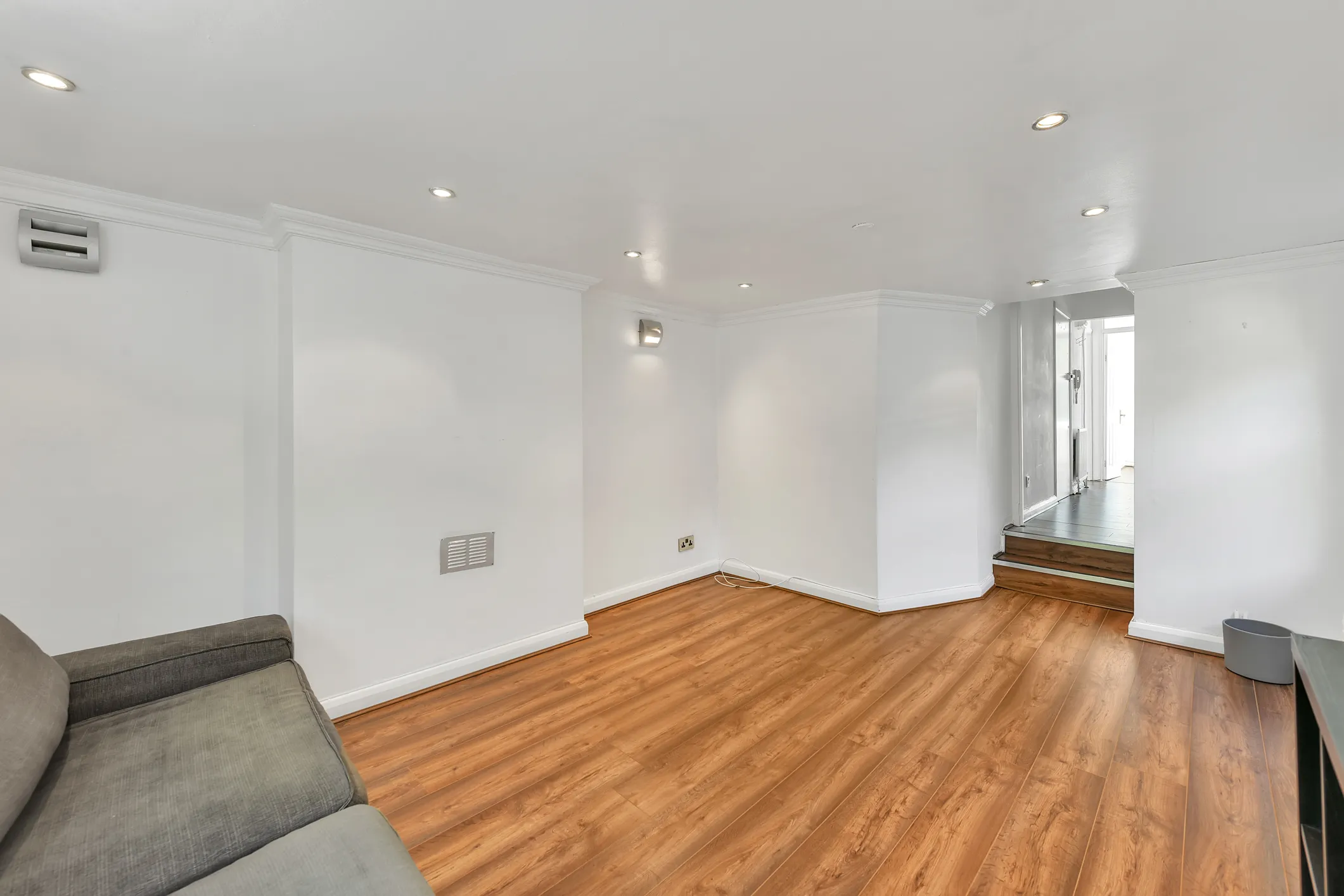 35B Grove Hill Road, Camberwell, London, SE5 8DF