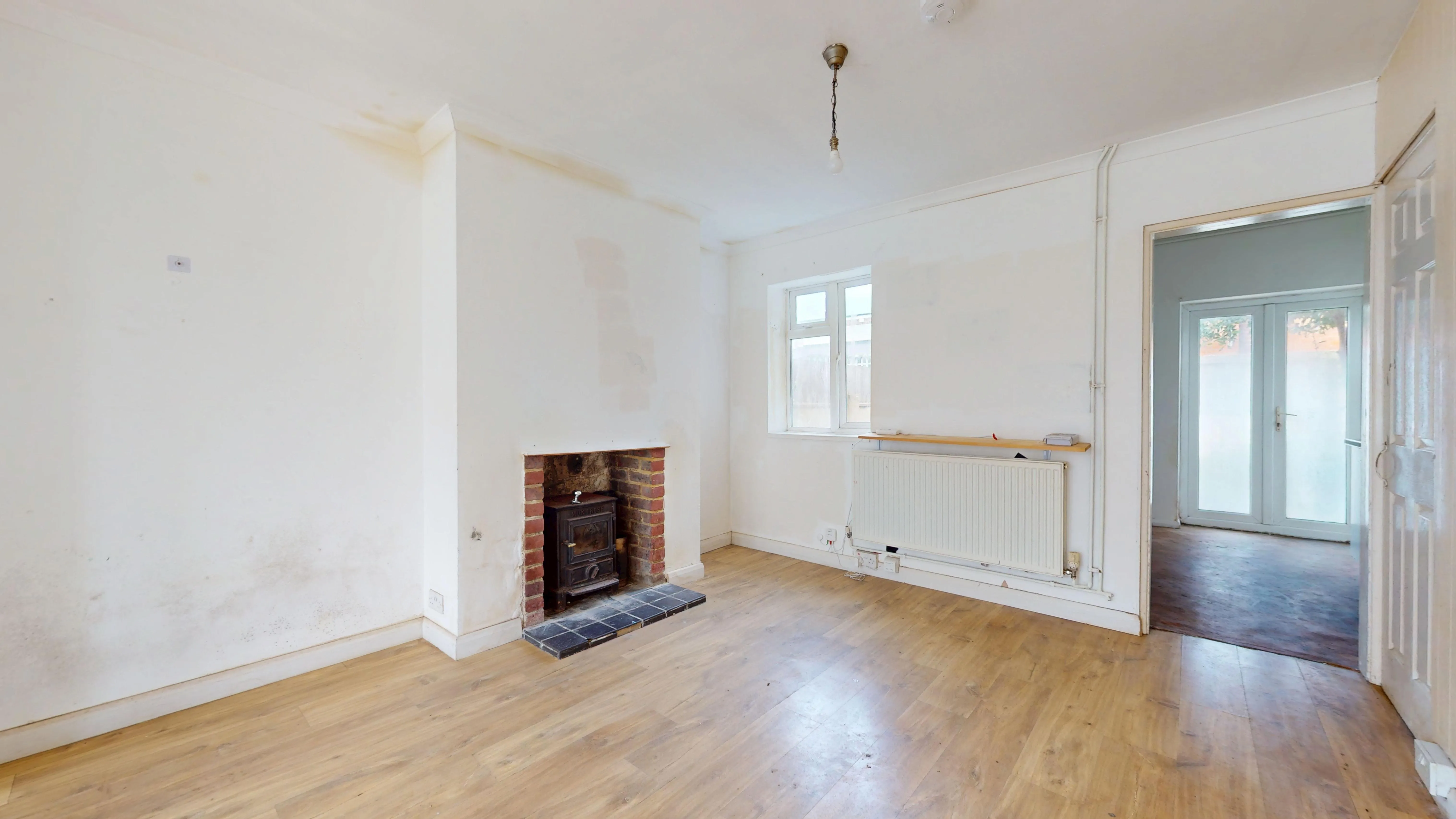 6 Winchcombe Road, Eastbourne, East Sussex, BN22 8DE