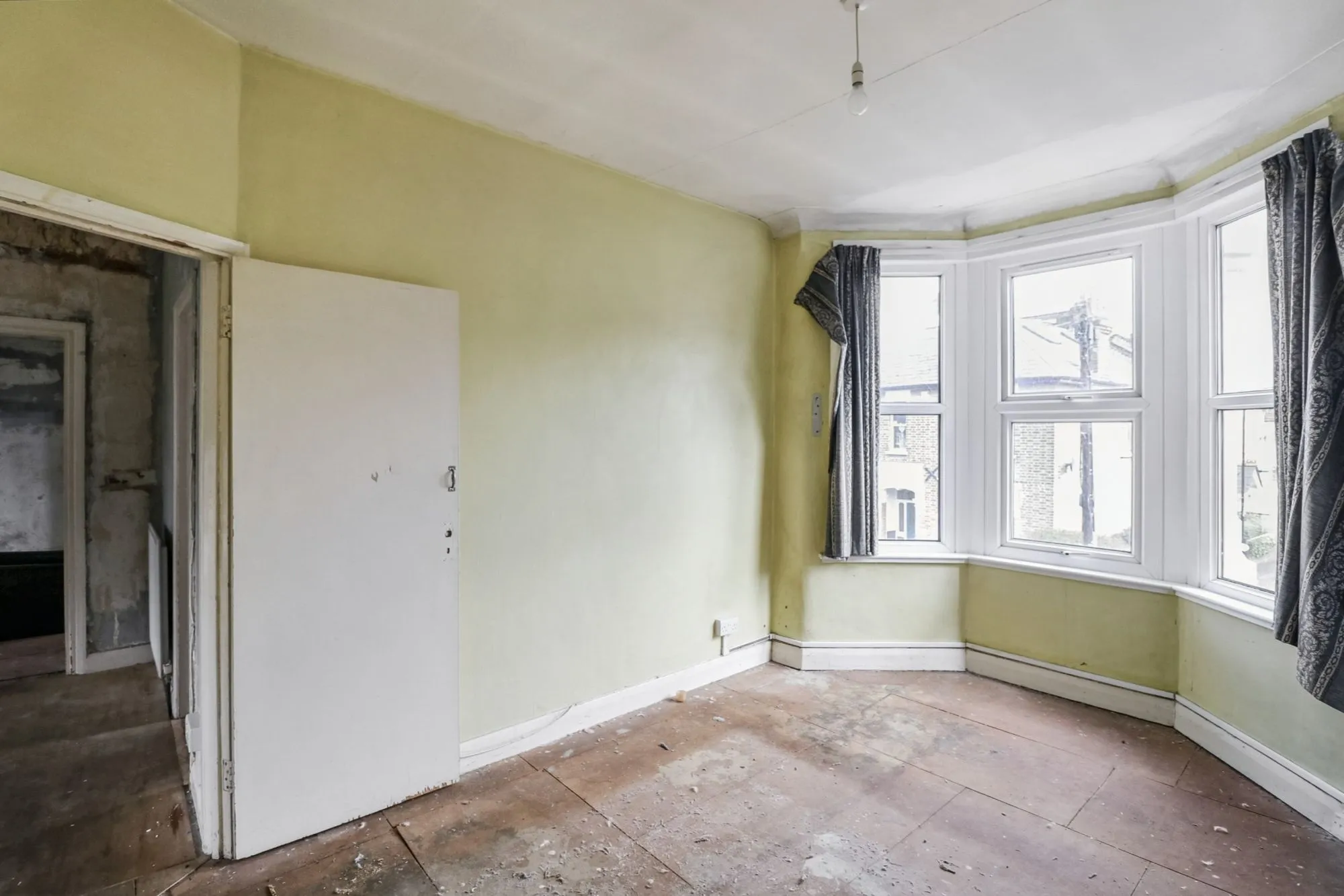 GFF & FFF, 11 Cavendish Drive, Leytonstone, London, E11 1DN