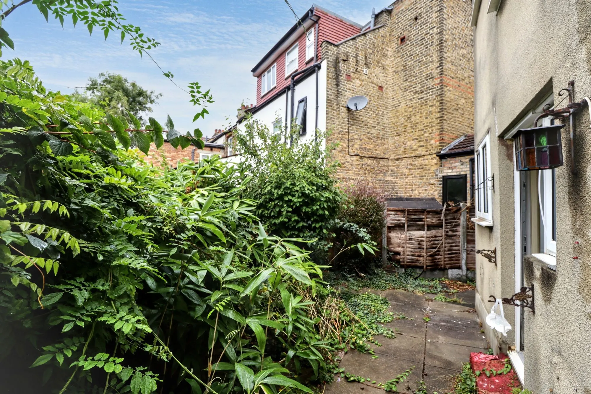 GFF & FFF, 11 Cavendish Drive, Leytonstone, London, E11 1DN