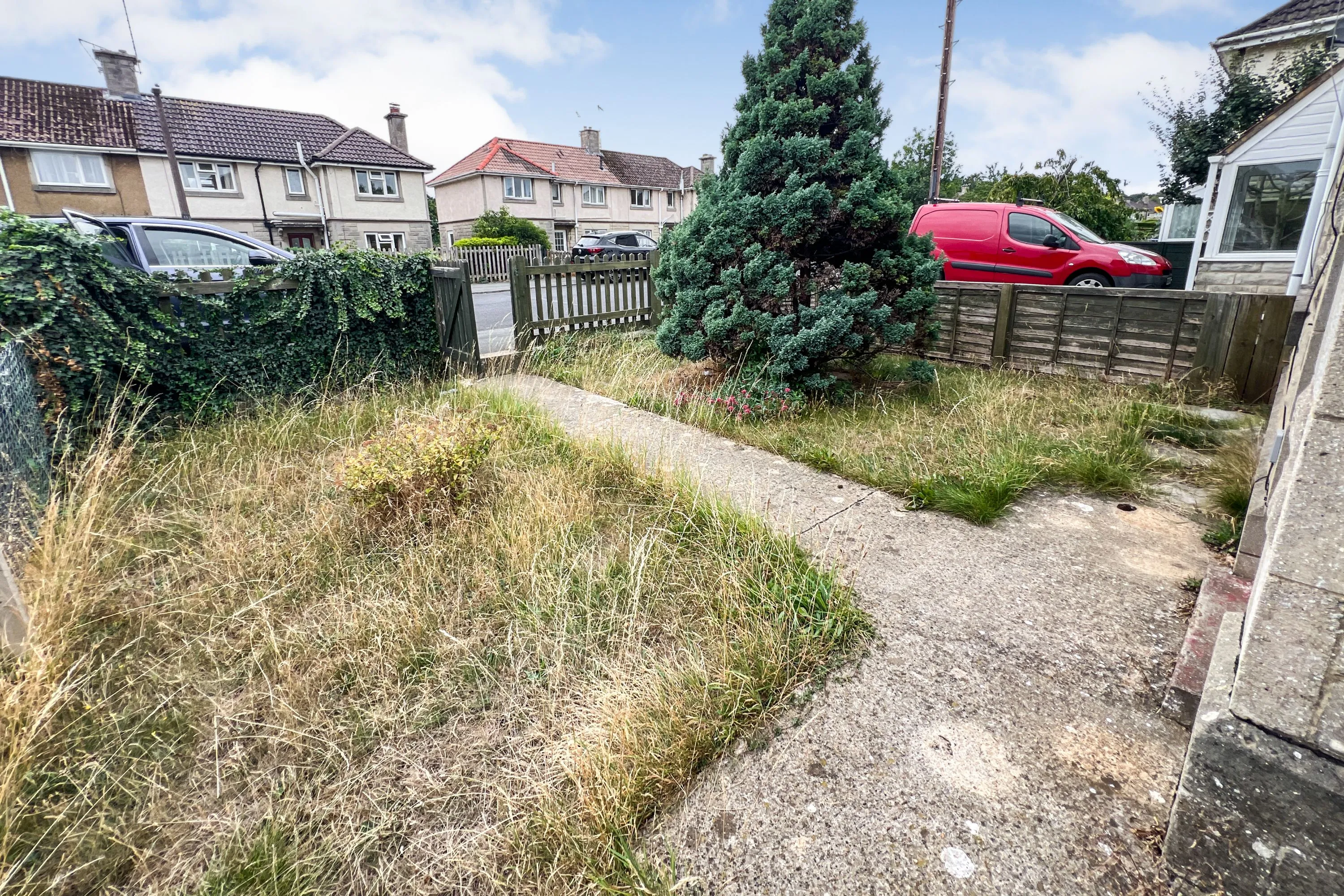 90 Ladyfield Road, Chippenham, Wiltshire, SN14 0AW