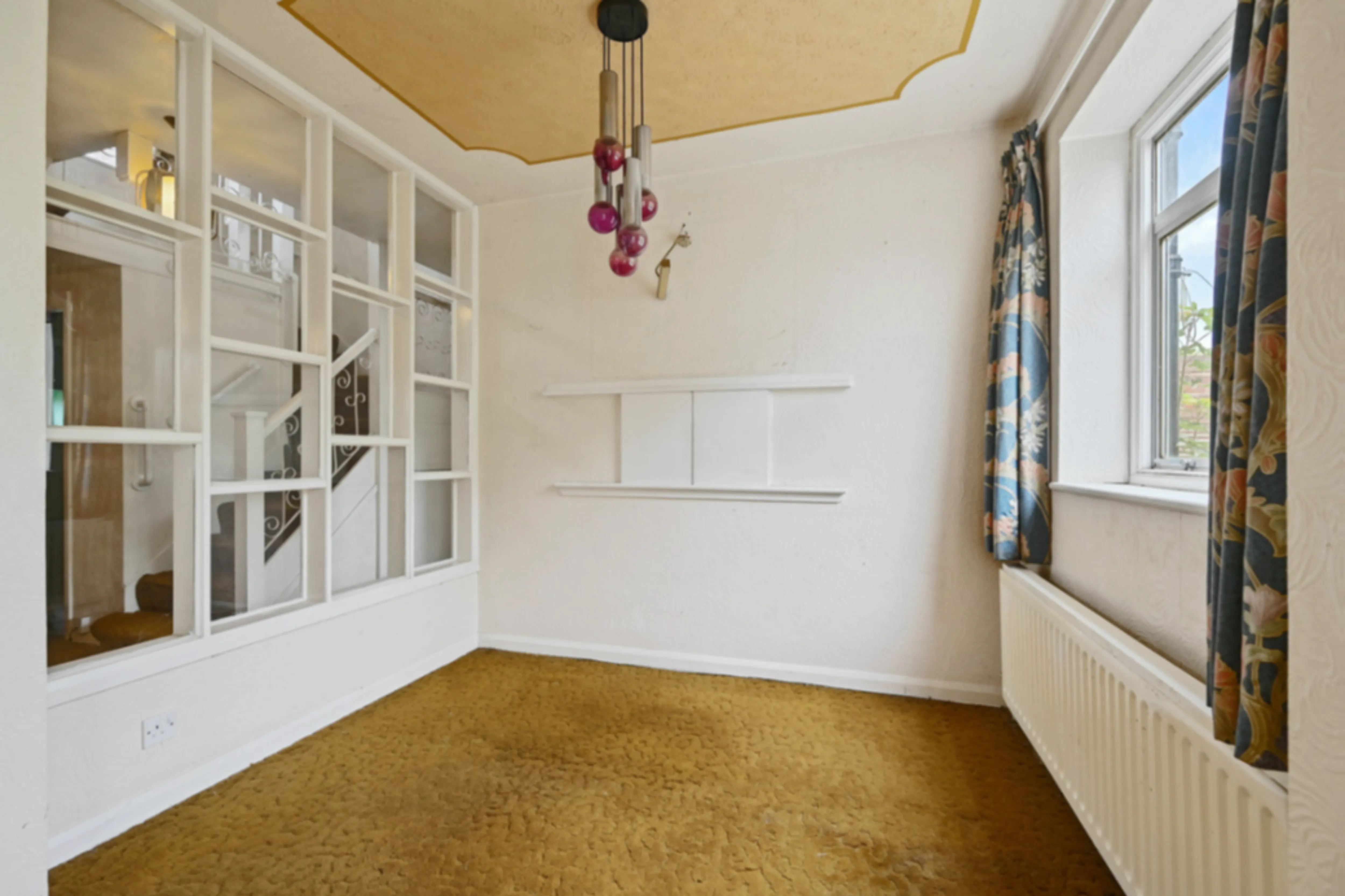 115 Newberries Avenue, Radlett, Hertfordshire WD7 7EN