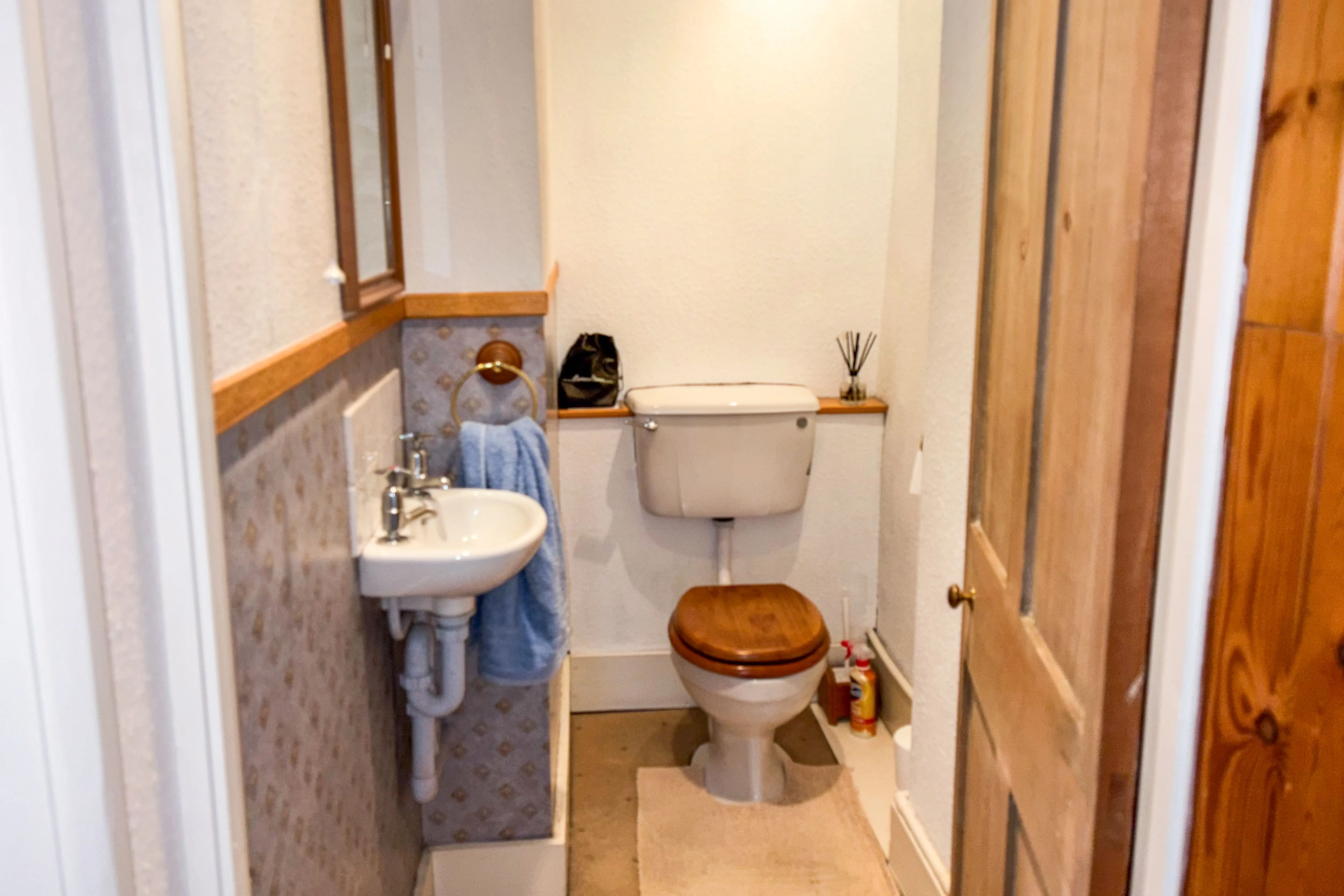 5-7 Berwyn Street, Llangollen, LL20 8NF