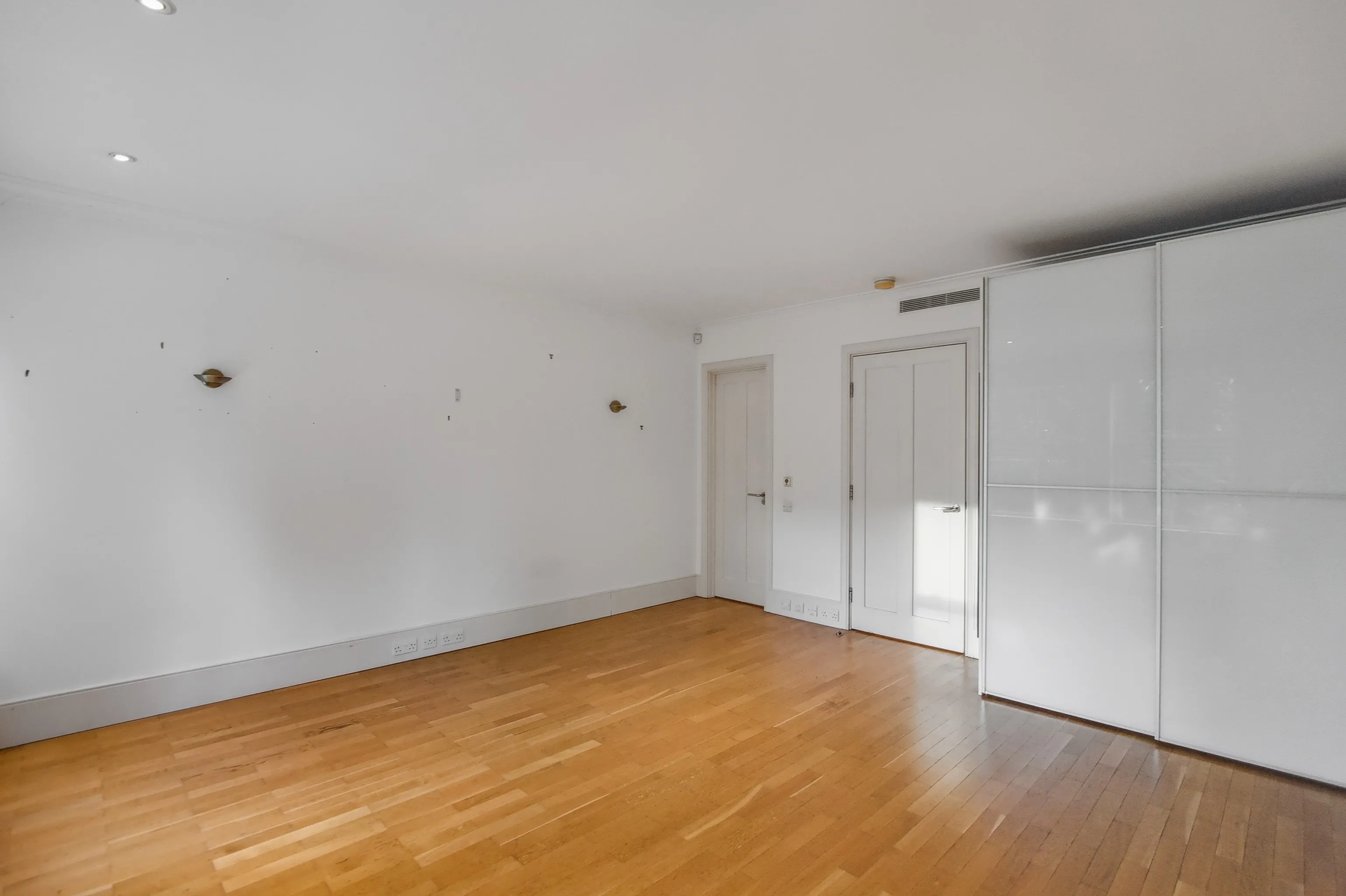 3 Francis House, Coleridge Gardens, Chelsea, London, SW10 0RP