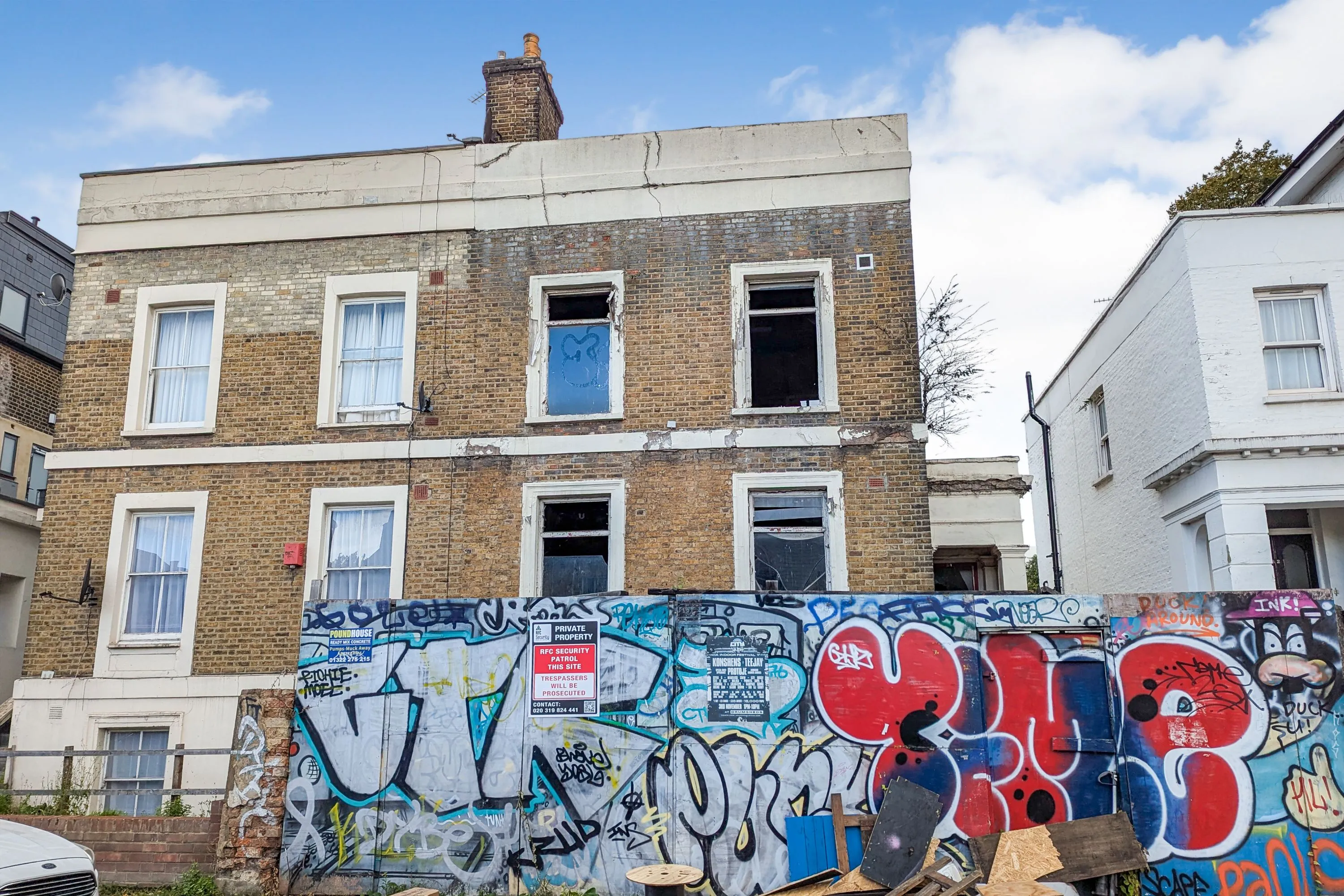 54 Lausanne Road, Peckham, London SE15 2JB