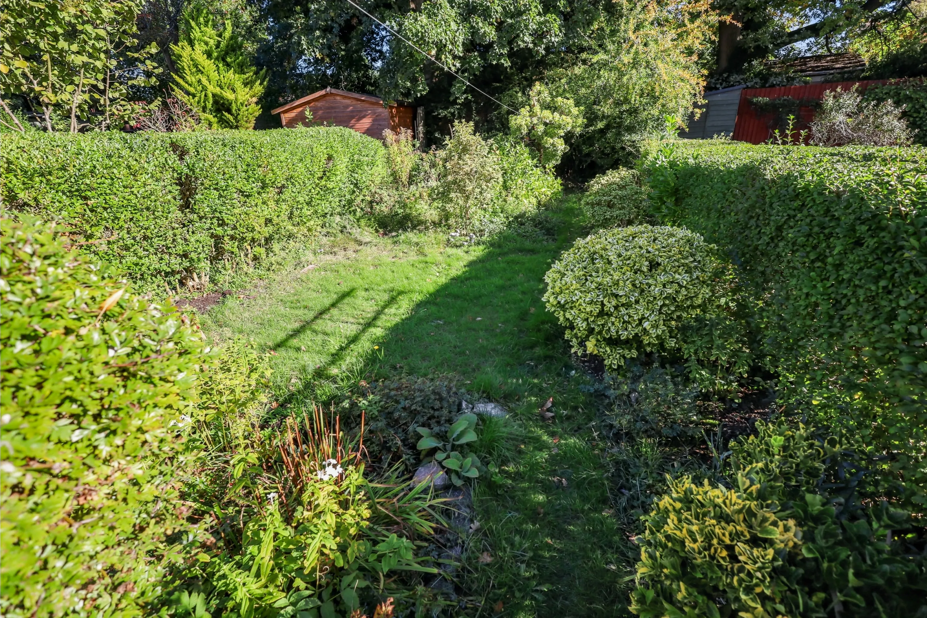 77/79 Tavistock Avenue, St. Albans, Hertfordshire, AL1 2NL