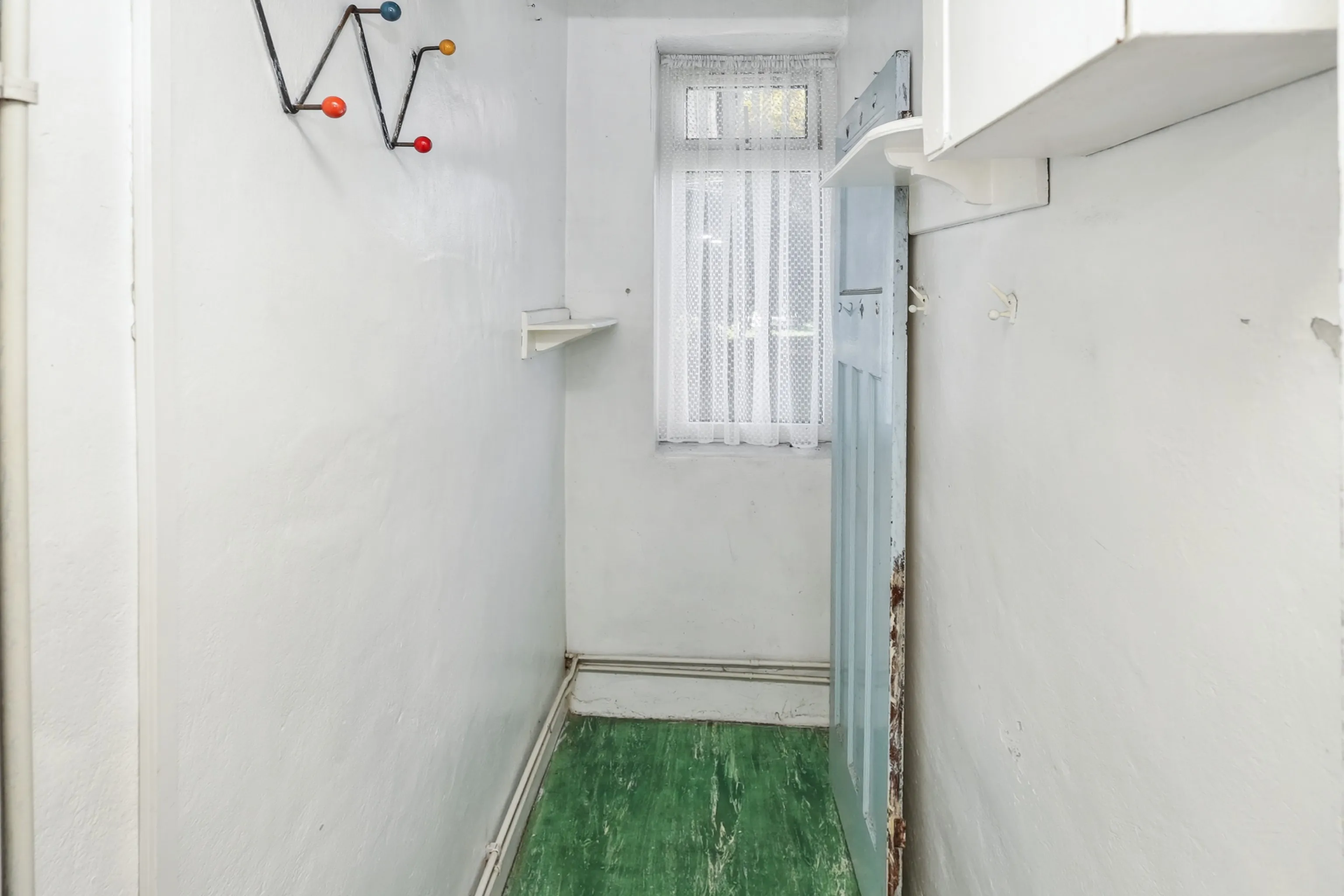 77/79 Tavistock Avenue, St. Albans, Hertfordshire, AL1 2NL