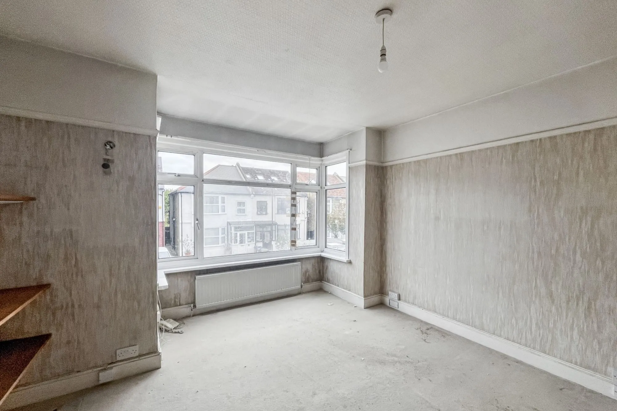 43 Norbury Court Road, Norbury, London SW16 4HU