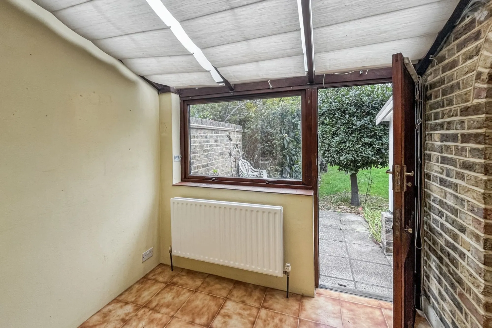 43 Norbury Court Road, Norbury, London SW16 4HU