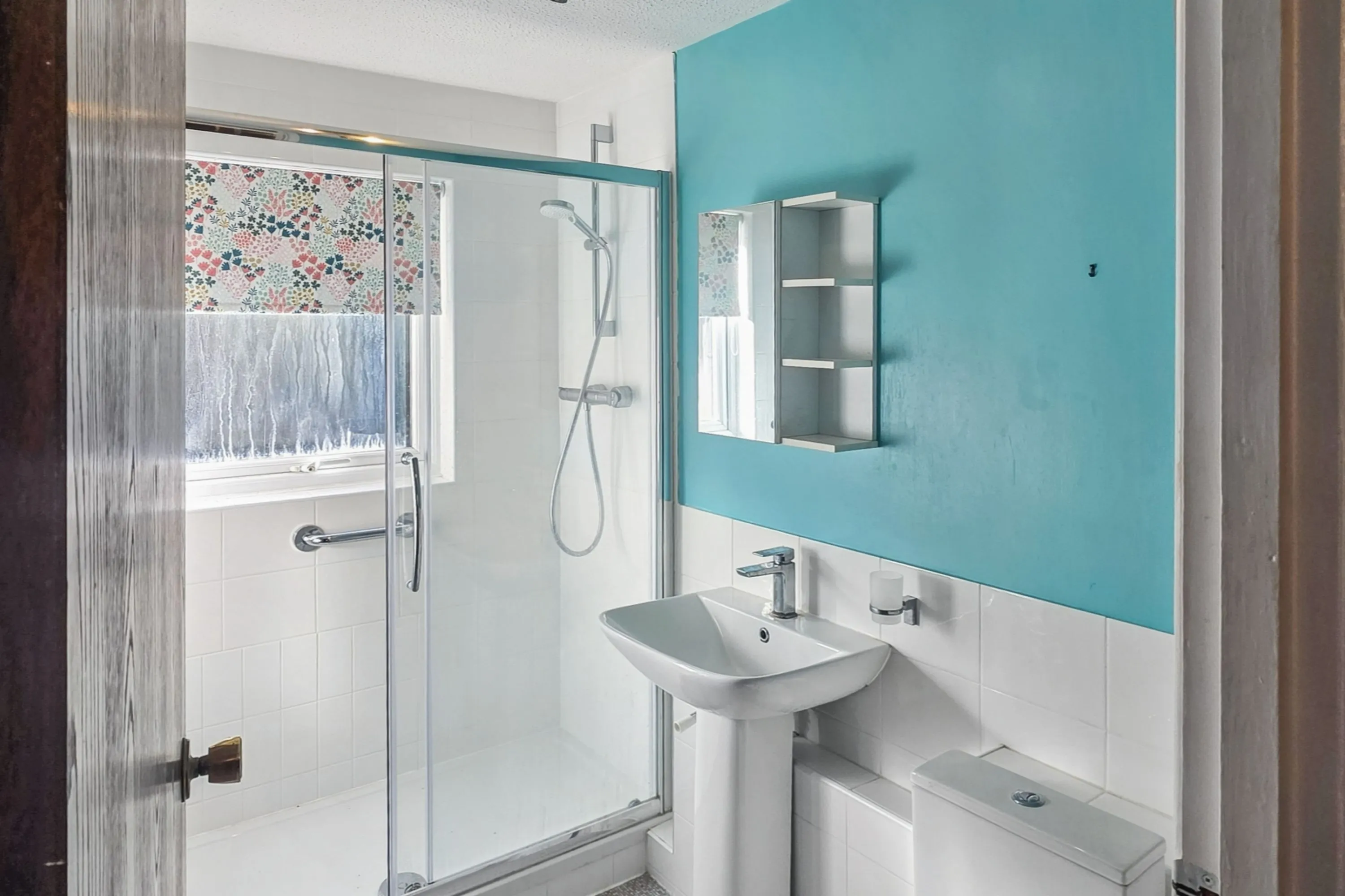 97 Peerless Drive, Uxbridge, Middlesex, UB9 6JF