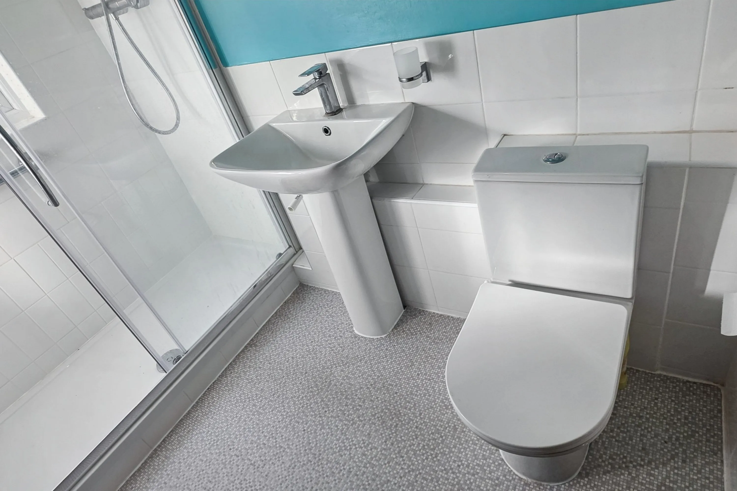 97 Peerless Drive, Uxbridge, Middlesex, UB9 6JF