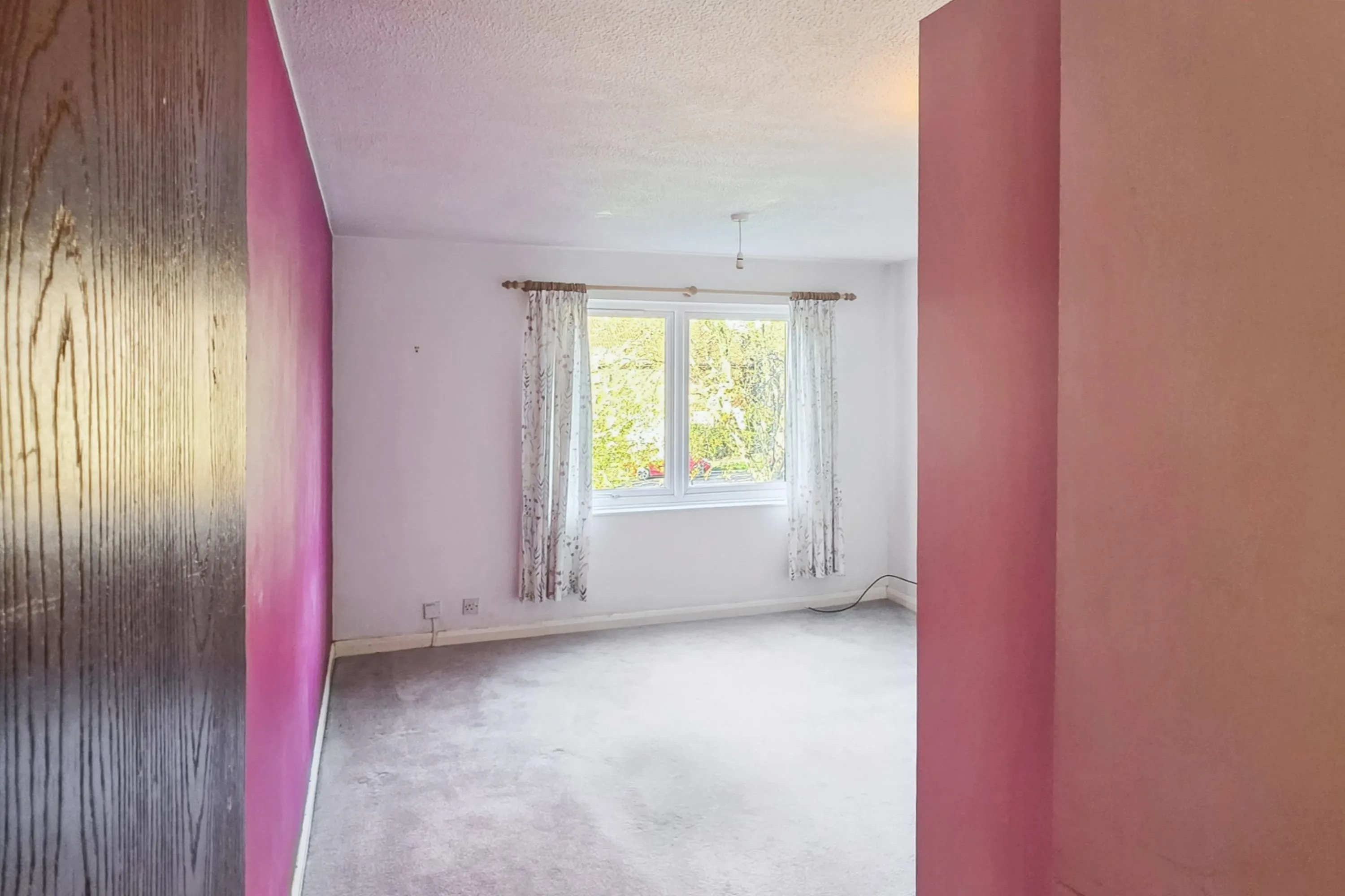 97 Peerless Drive, Uxbridge, Middlesex, UB9 6JF