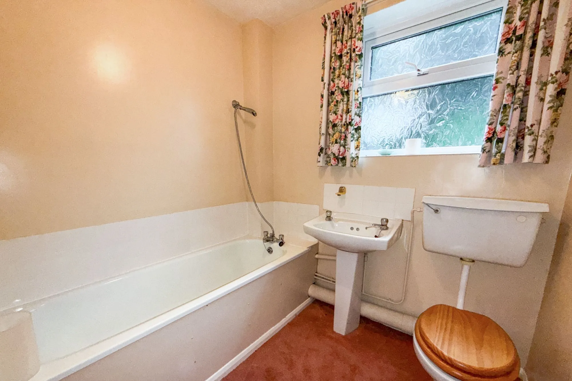 17 Bishops Wilfrid, Teignmouth, Devon TQ14 9BN