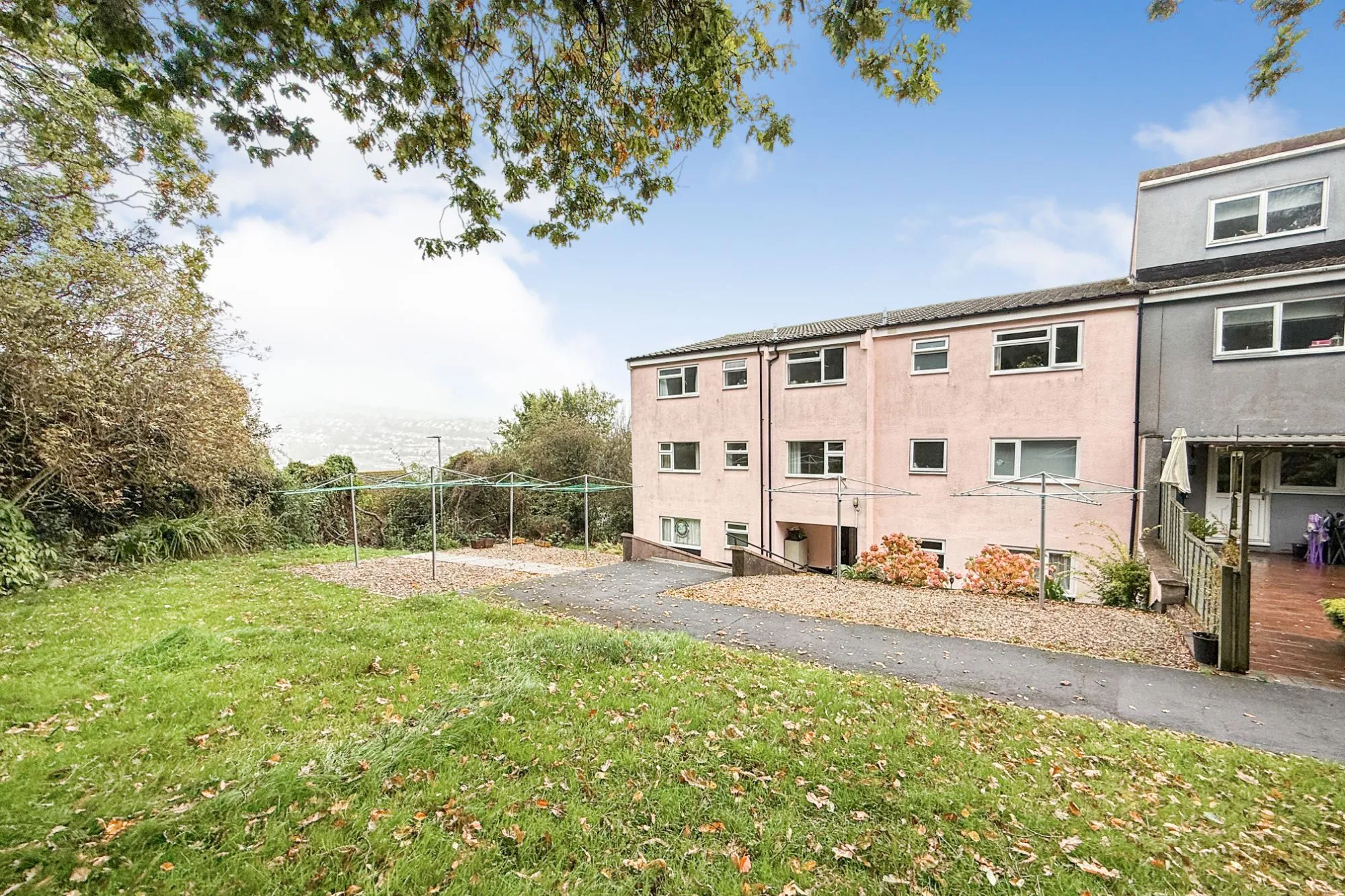 17 Bishops Wilfrid, Teignmouth, Devon TQ14 9BN