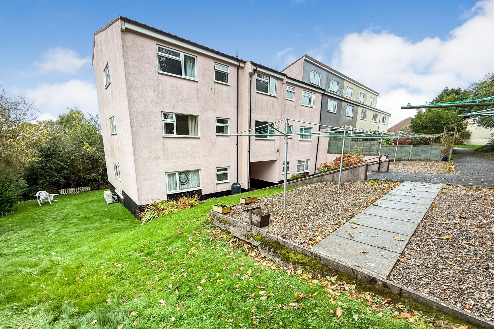 17 Bishops Wilfrid, Teignmouth, Devon TQ14 9BN