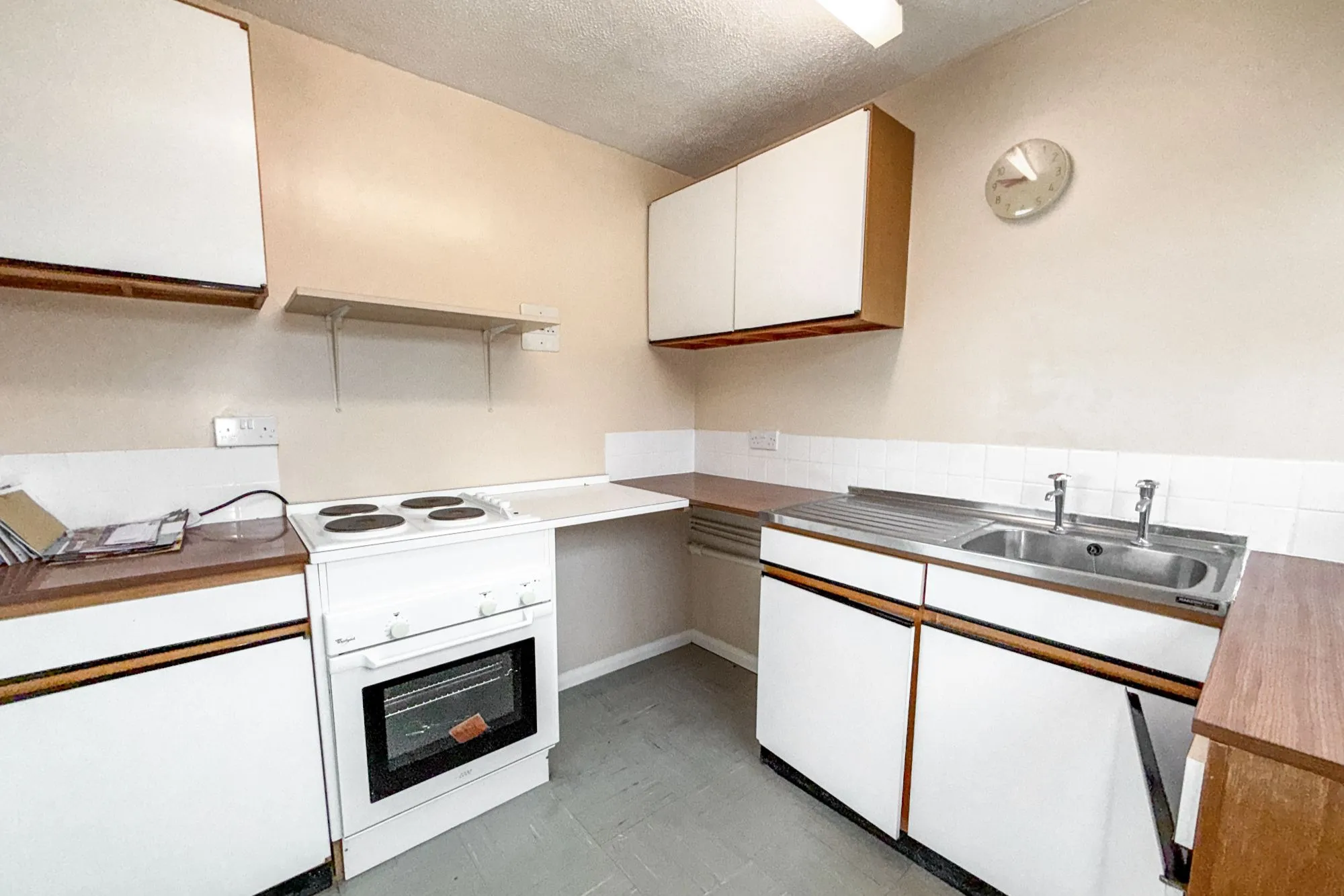 17 Bishops Wilfrid, Teignmouth, Devon TQ14 9BN