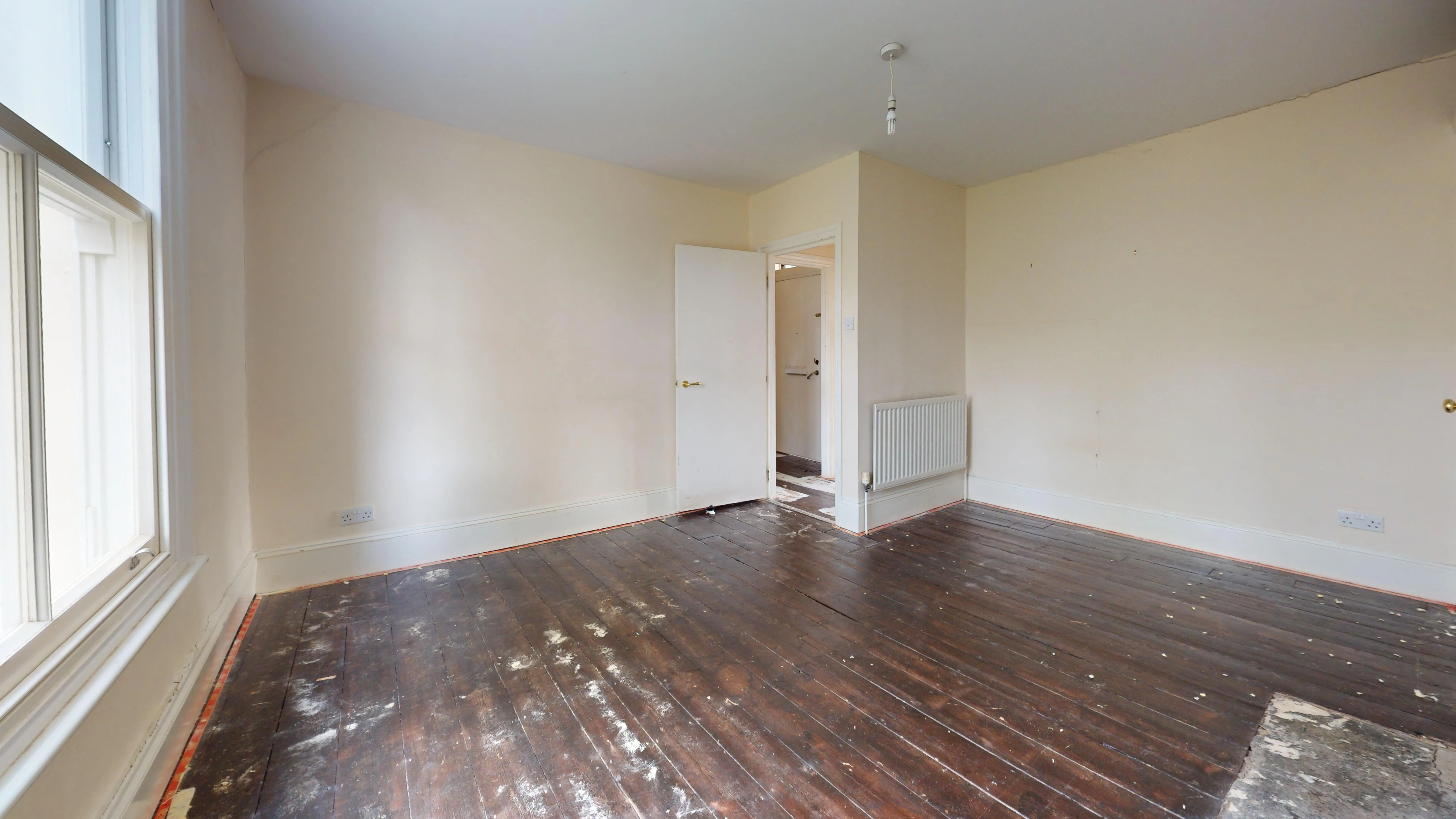 Flat B, 8 Pemberton Gardens, Upper Holloway, London N19 5RU