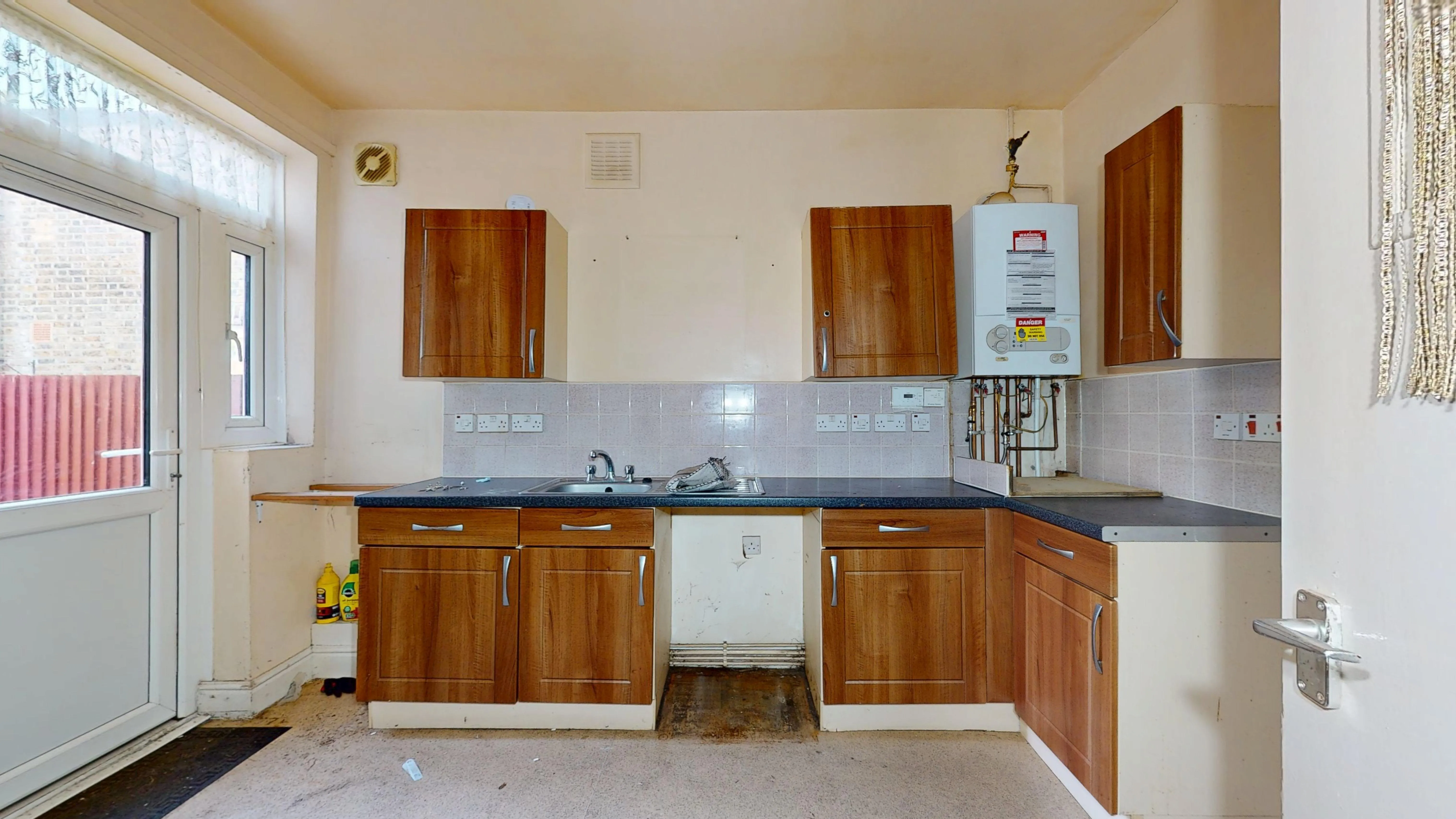 Flat 1, 75 Regina Road, Southall, UB2 5PW