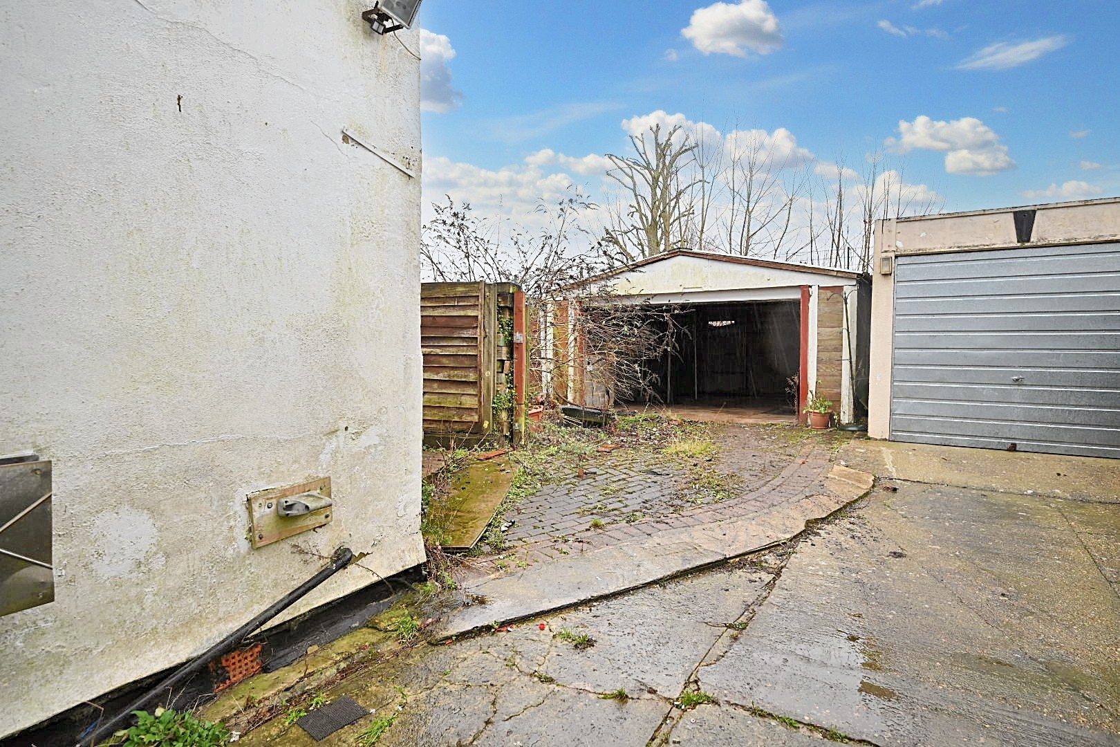 71 Court Avenue, Coulsdon CR5 1HJ