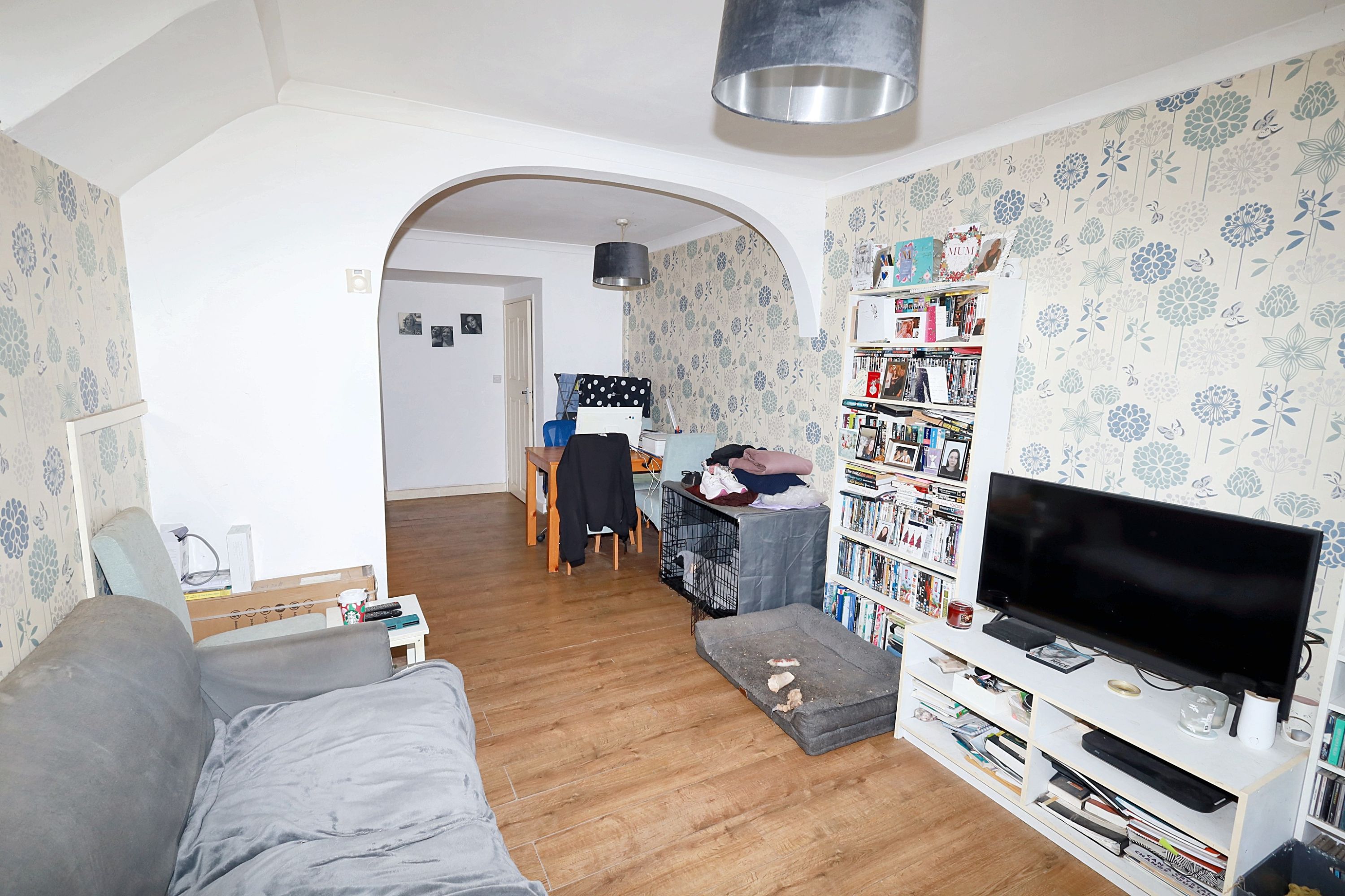203 Hounslow Road, Hanworth, Feltham, TW13 6AD
