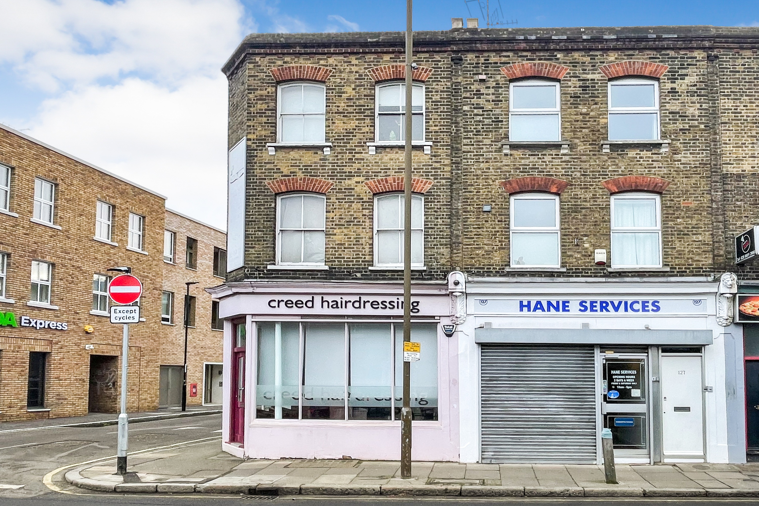 125/125A Greenwich South Street, London SE10 8NX