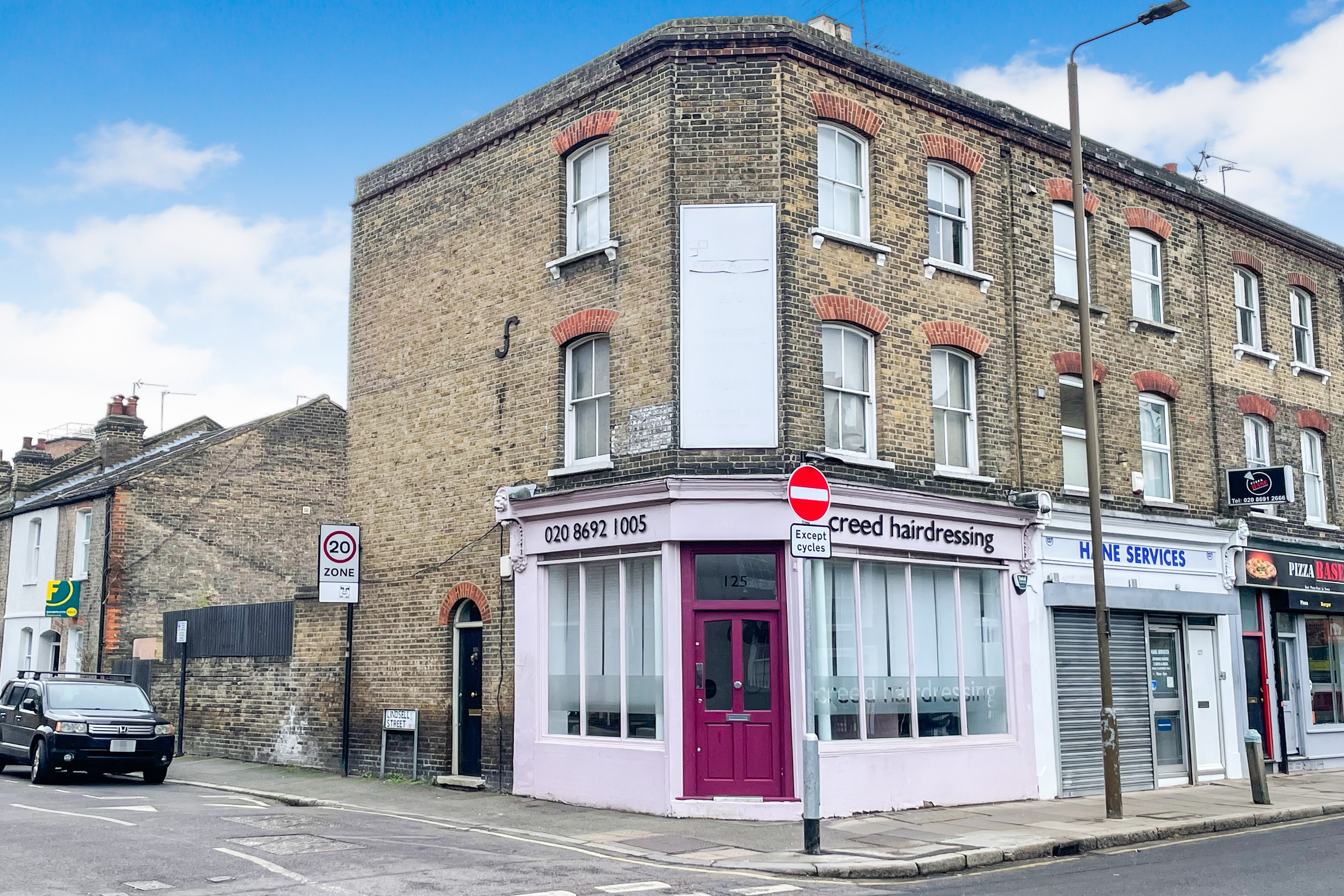 125/125A Greenwich South Street, London SE10 8NX