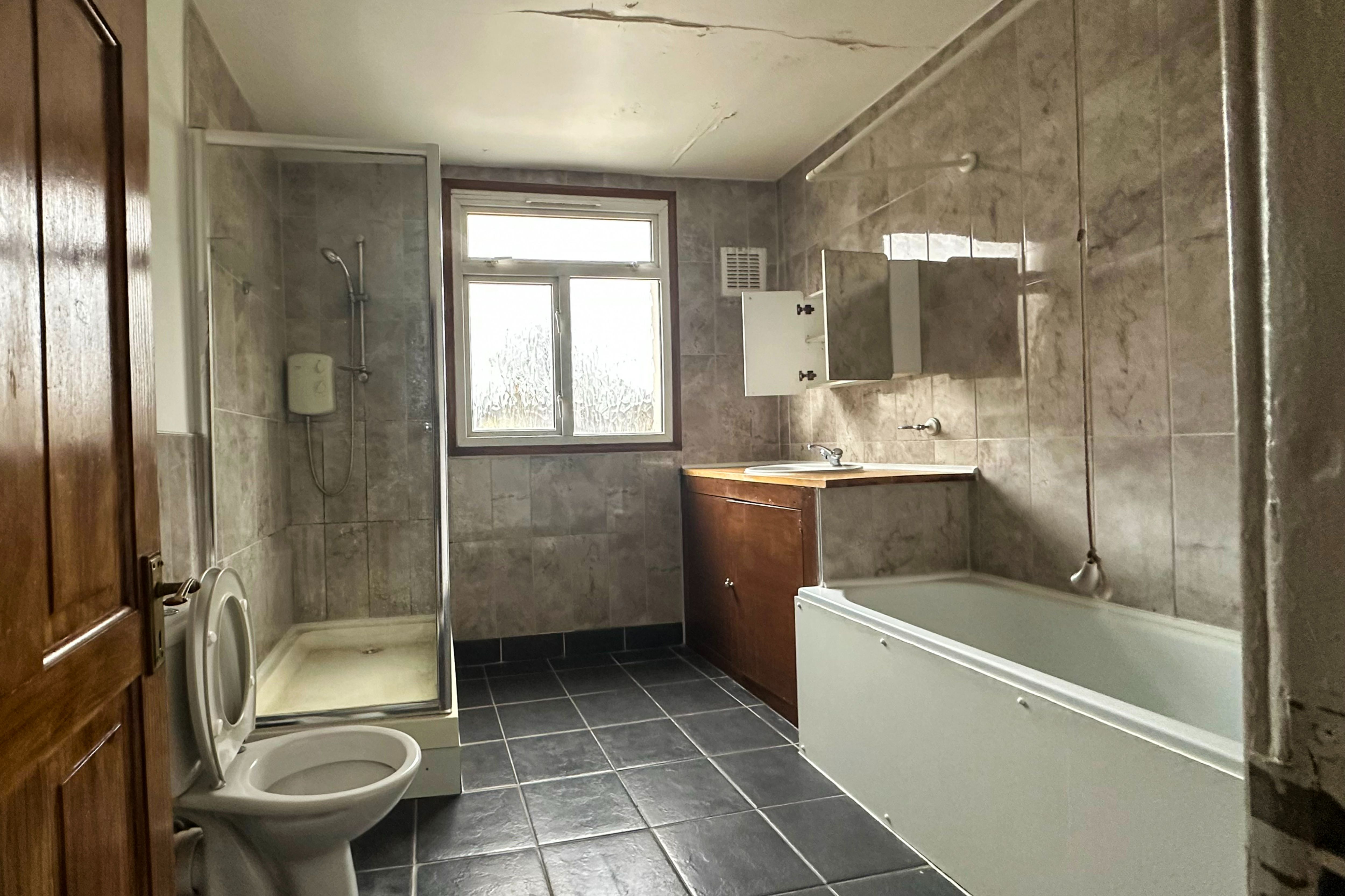 86 High Street, Penge, London, SE20 7HB