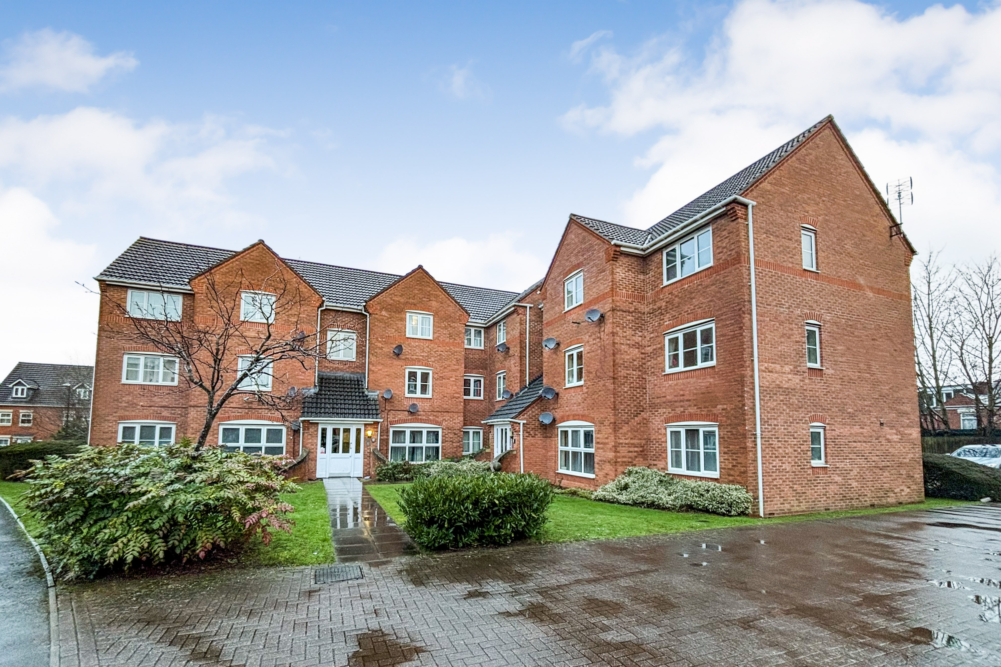 61 Firedrake Croft, Coventry, West Midlands, CV1 2DR