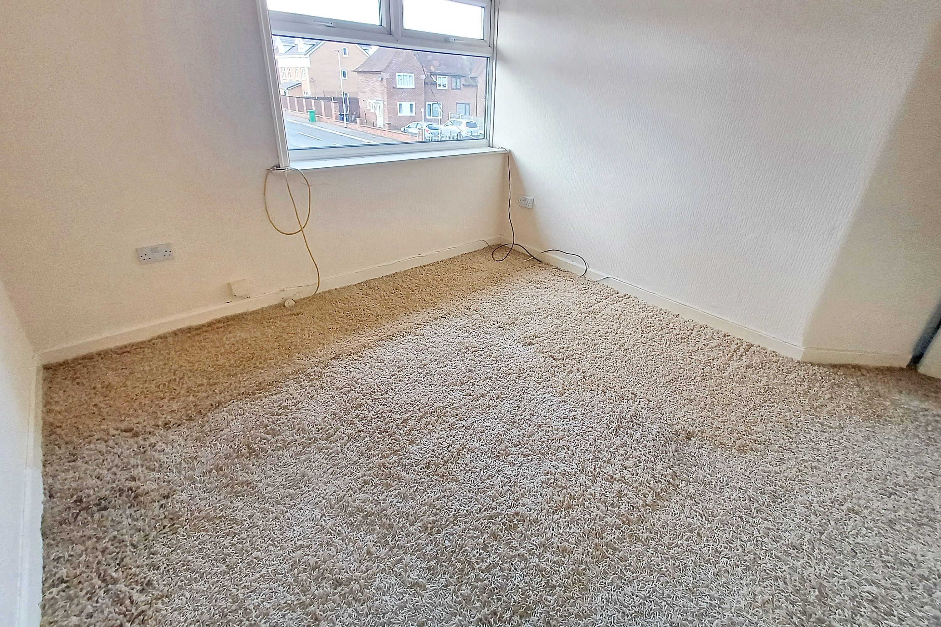 91 Gladeside Road, Wythenshawe, Manchester, M22 9GF