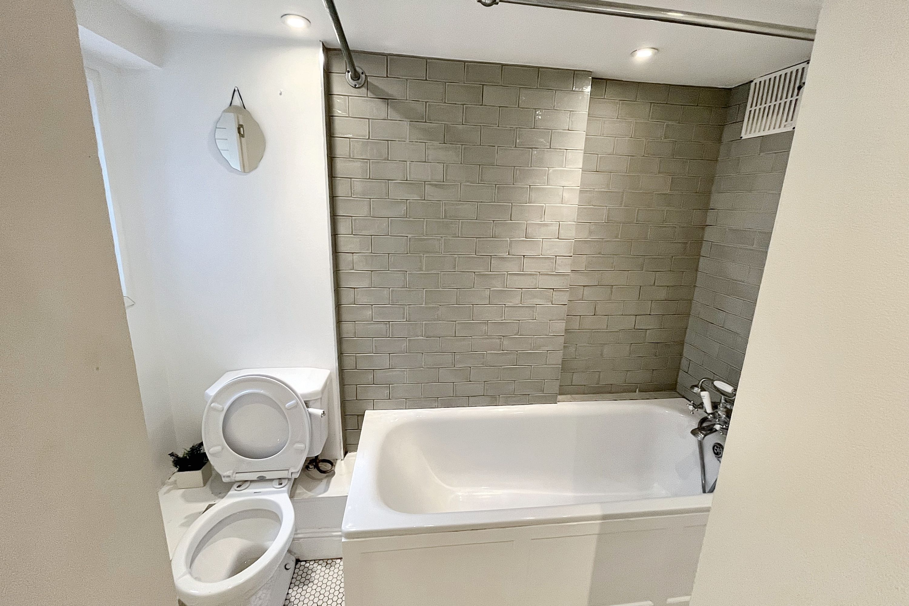 208A King Street, Hammersmith, London, W6 0RA