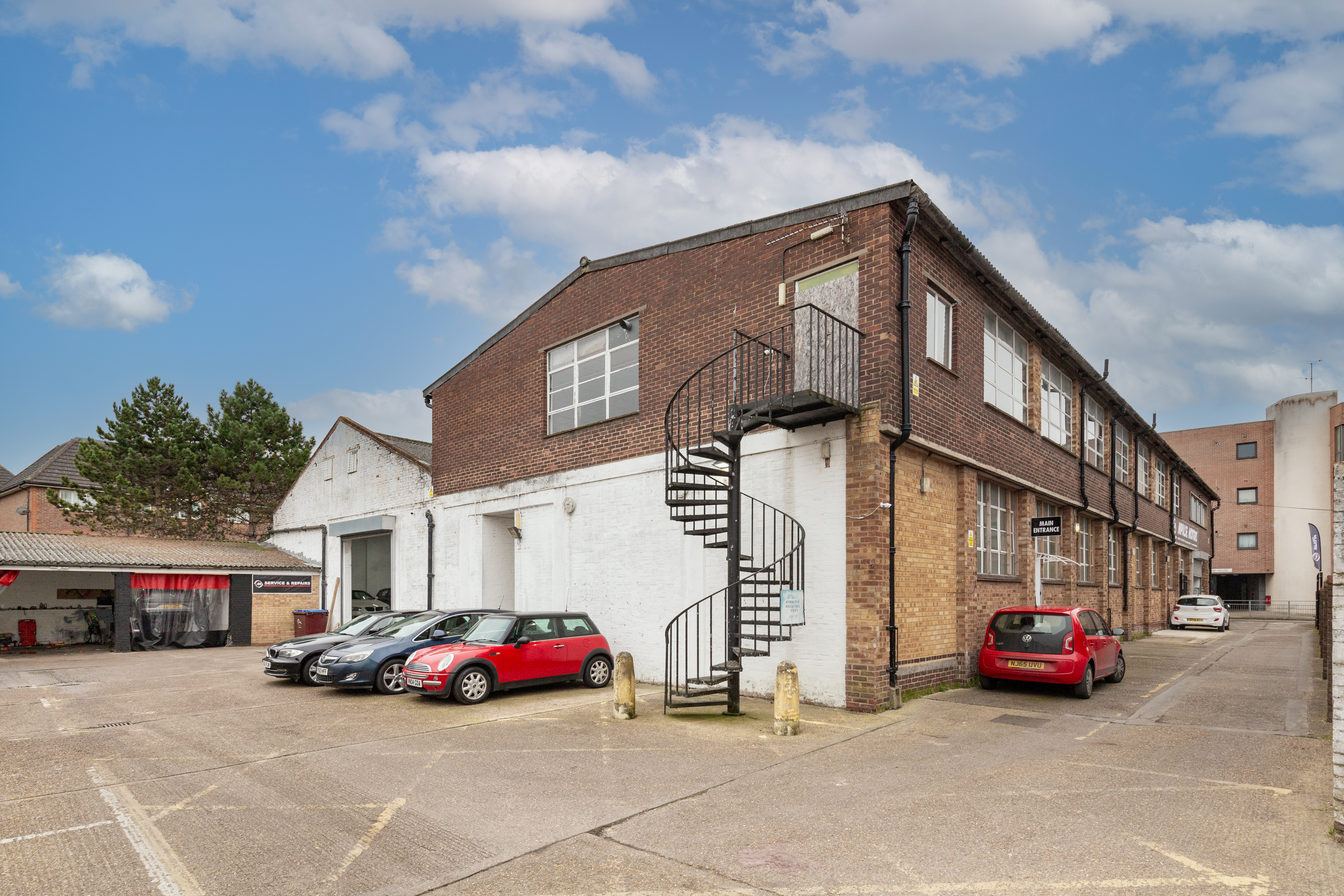 Elmgrove Road, Harrow, HA1 2ED
