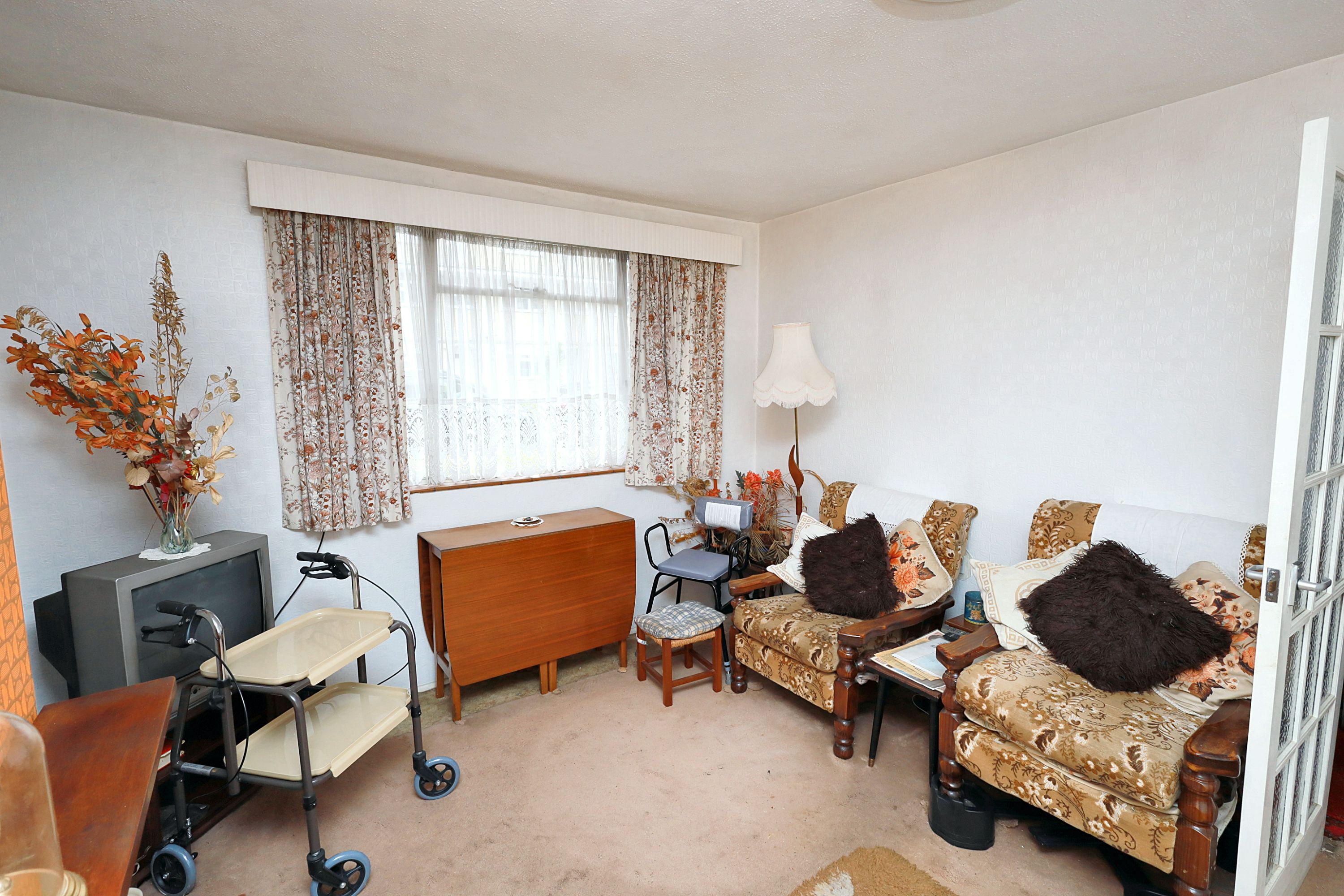122 Jeremys Green, Edmonton, London, N18 2ND