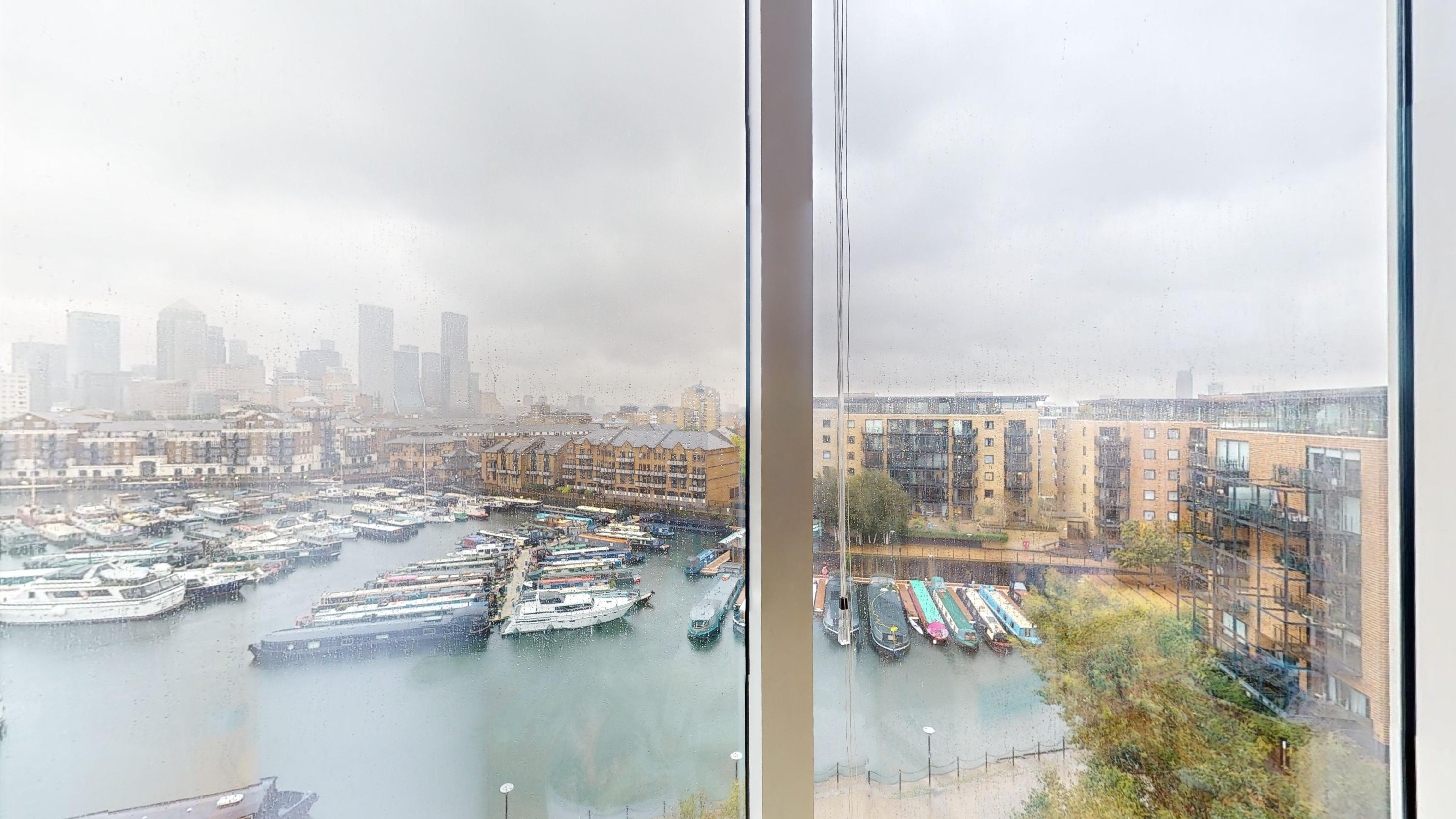Flat 254 Berglen Court, 7 Branch Road, Canary Wharf, London, E14 7JZ