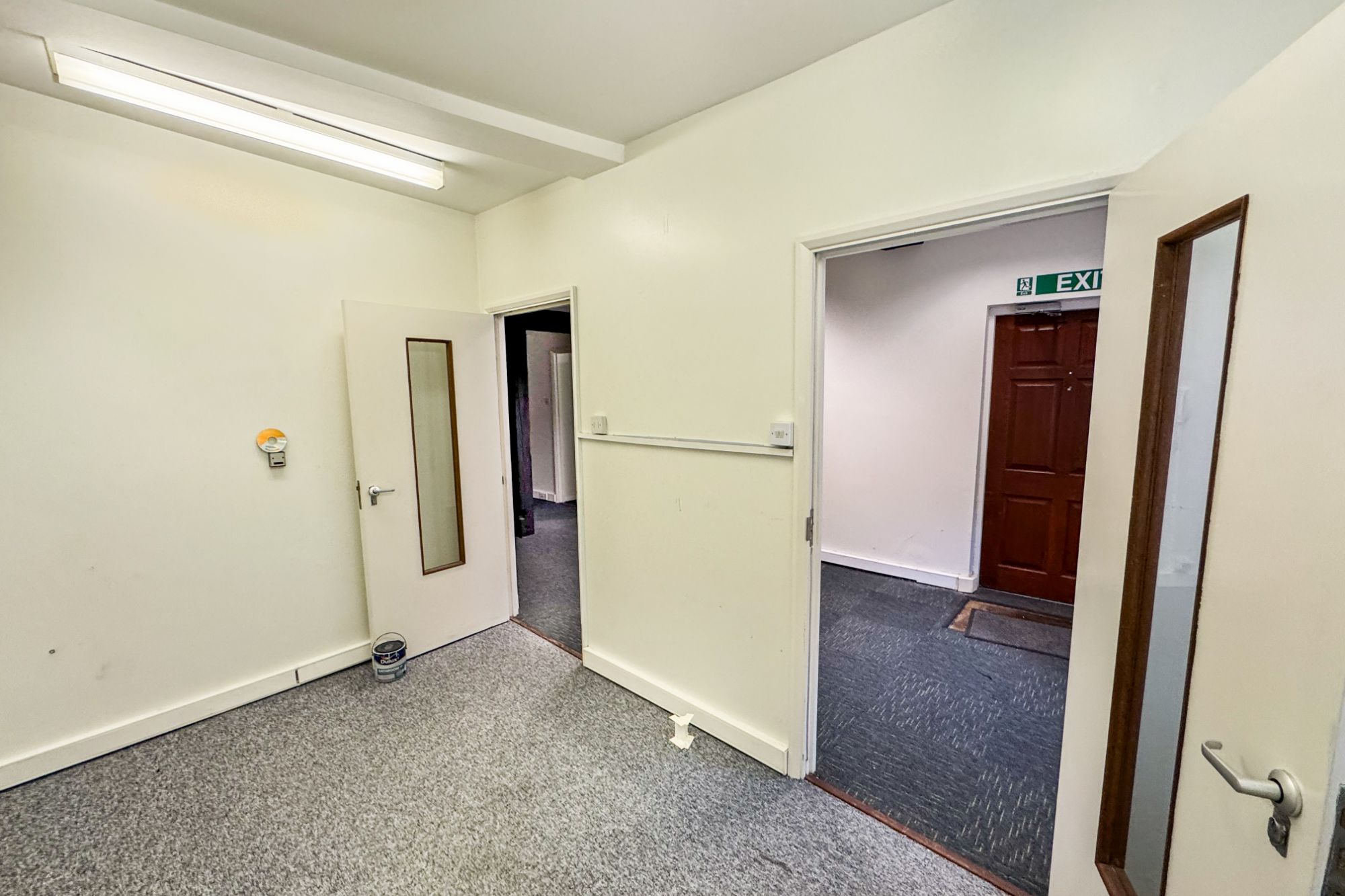 312A & Office, St Margarets Banks, High Street, Rochester, Kent, ME1 1HS