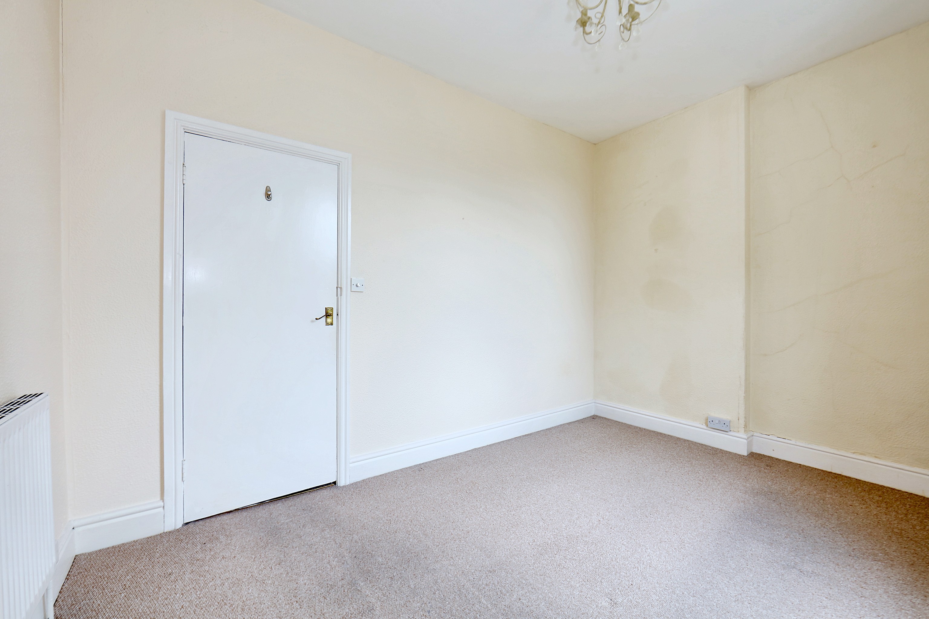 First Floor Flat, 3 Lawn House, 15 Lawn Road, Stafford, Staffordshire ST17 9AJ