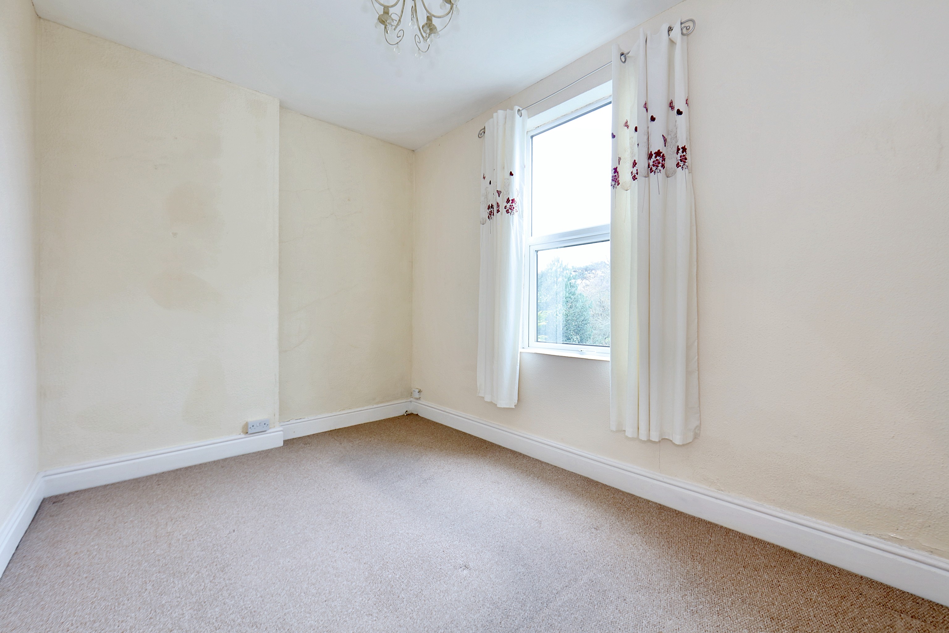 First Floor Flat, 3 Lawn House, 15 Lawn Road, Stafford, Staffordshire ST17 9AJ