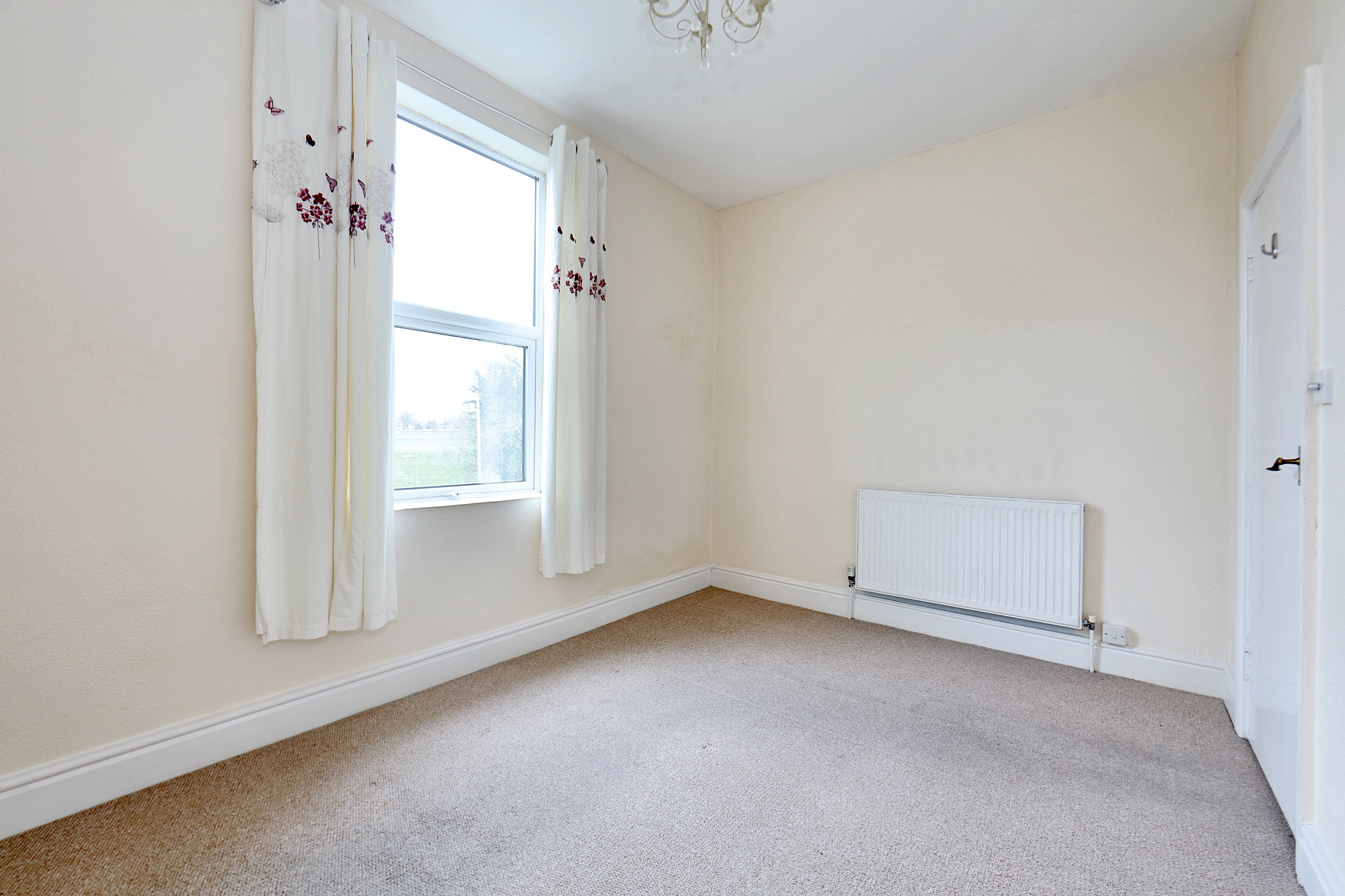 First Floor Flat, 3 Lawn House, 15 Lawn Road, Stafford, Staffordshire ST17 9AJ
