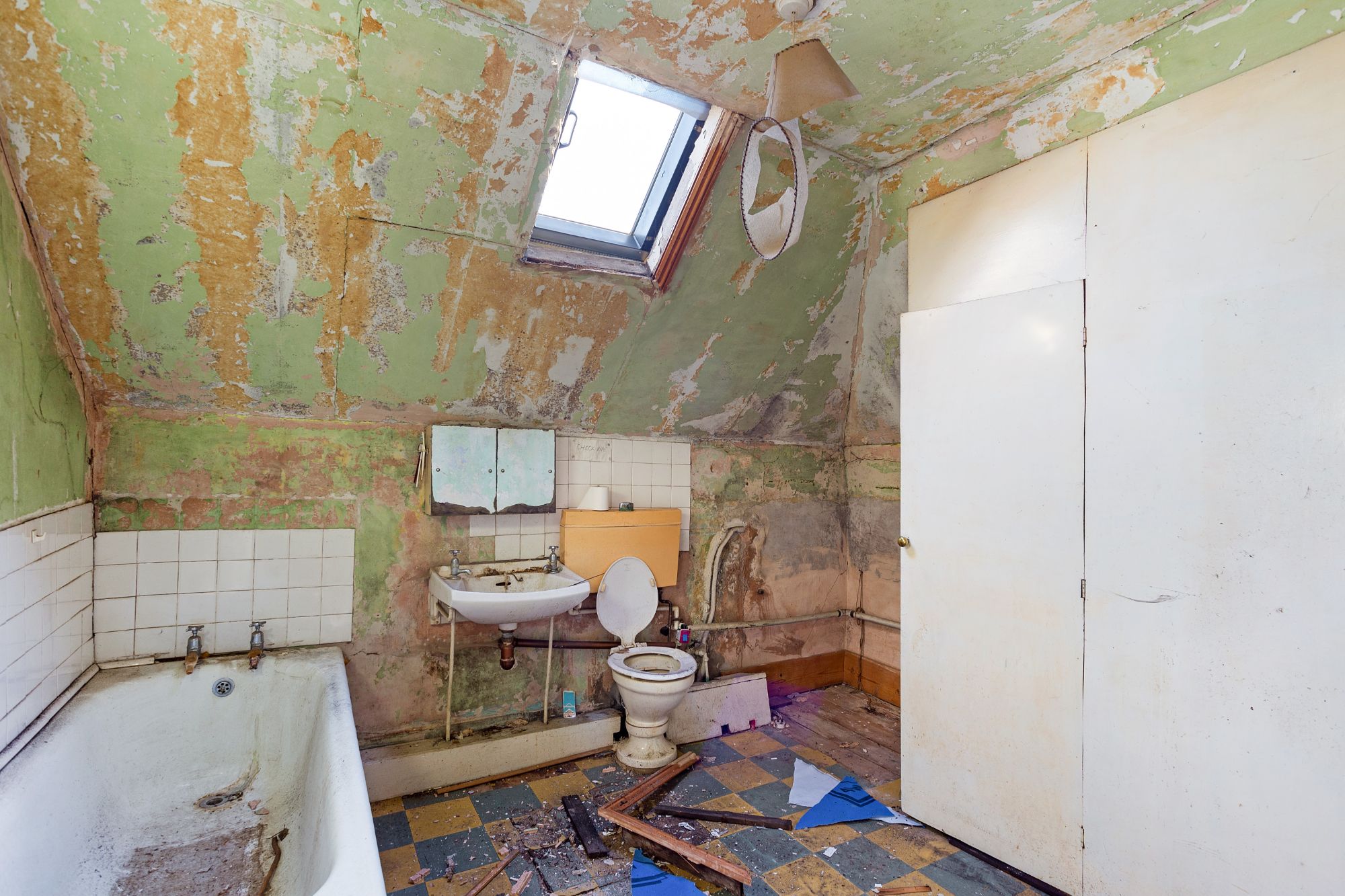 Second Floor Flat, 10 Ribblesdale Road, Hornsey, London N8 7EP
