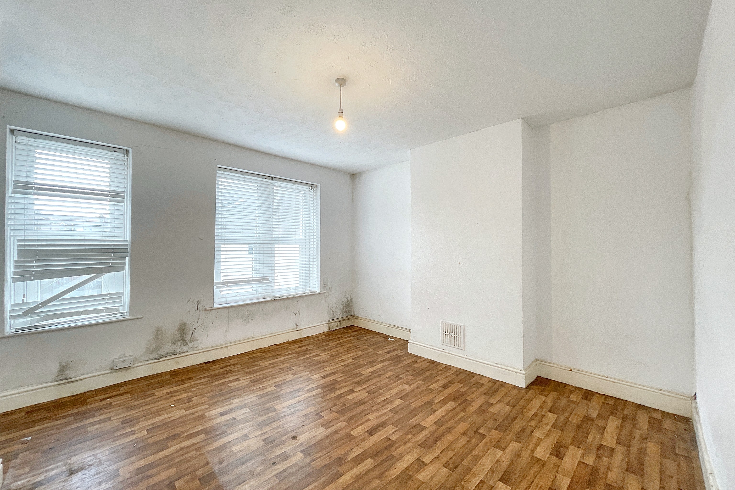 42 Stanley Park, Easton, Bristol, BS5 6DT