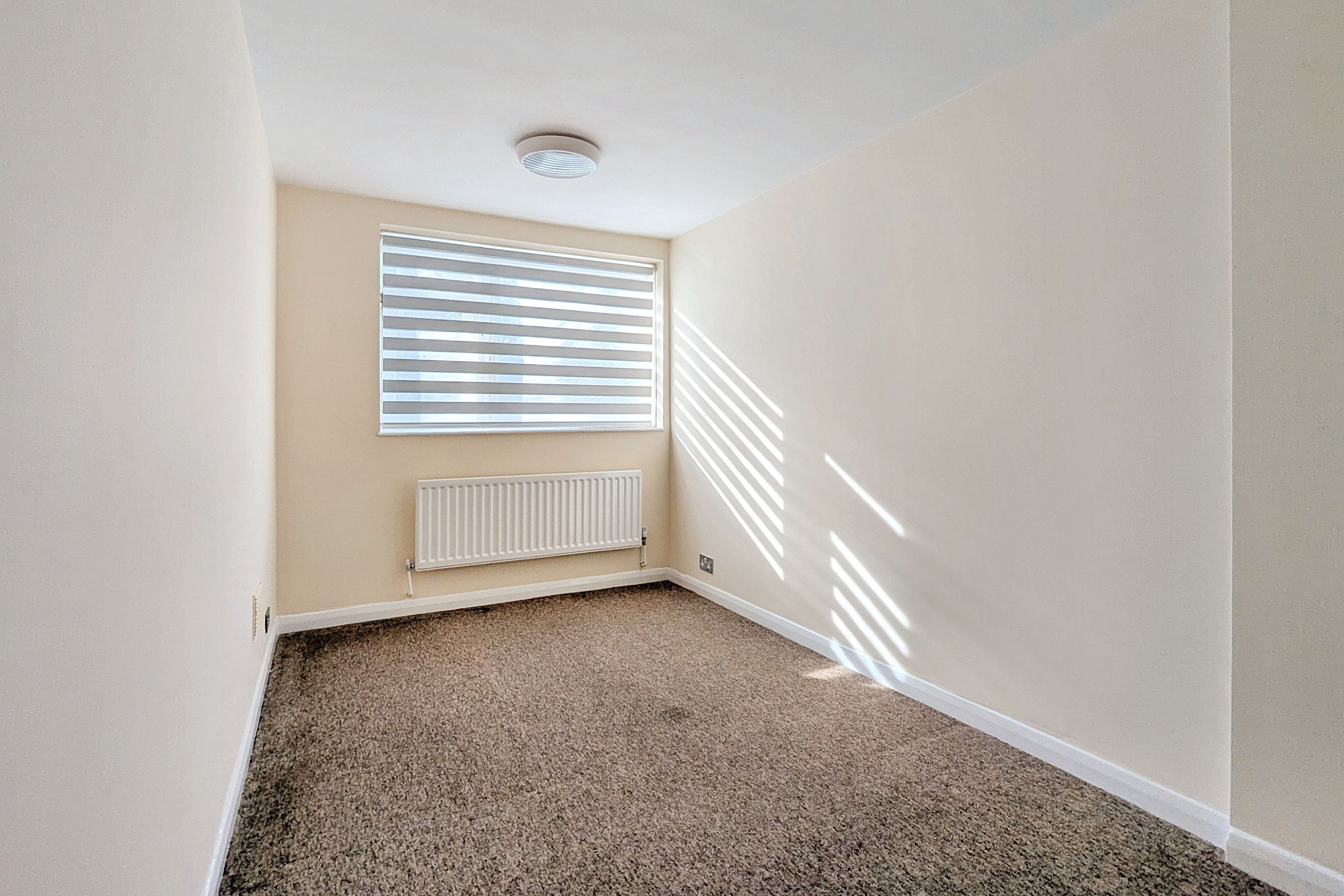 1 Milton Court Road, New Cross, London SE14 6JL