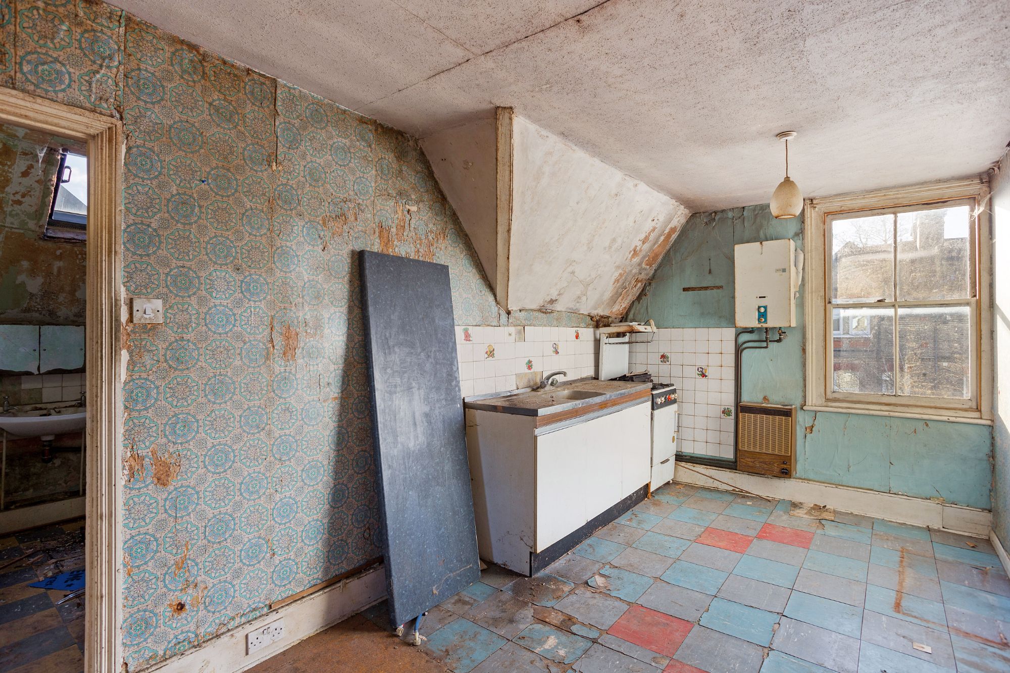 10 Ribblesdale Road, Hornsey, London N8 7EP